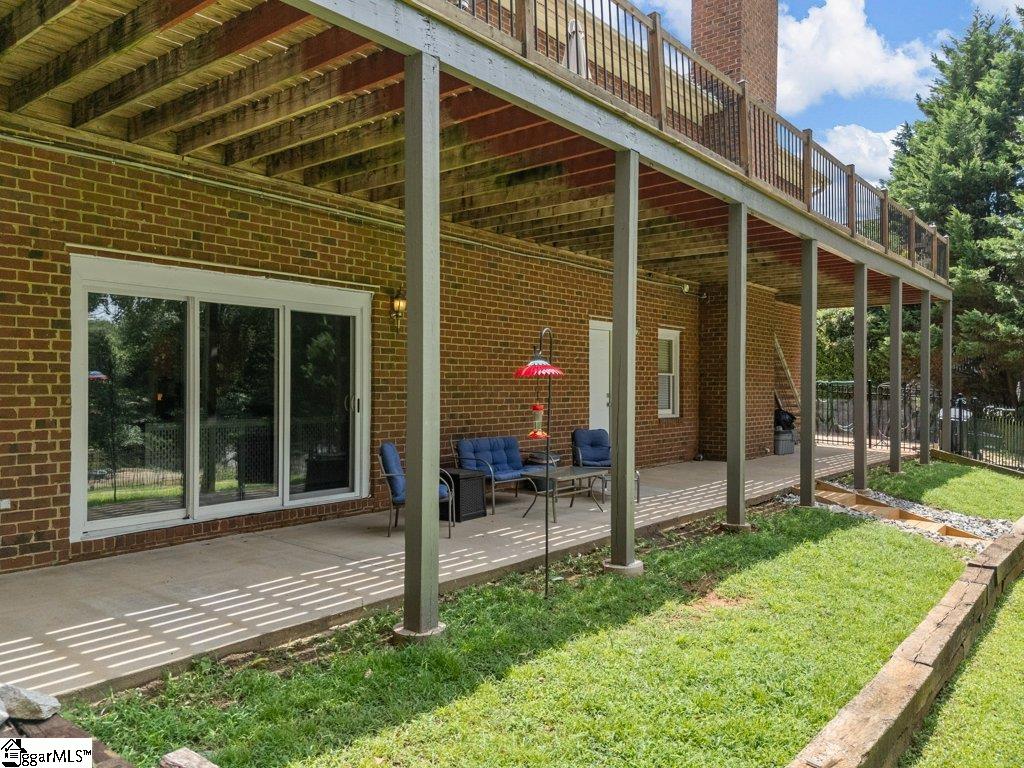 143 Morning Lake Drive Moore, SC 29369