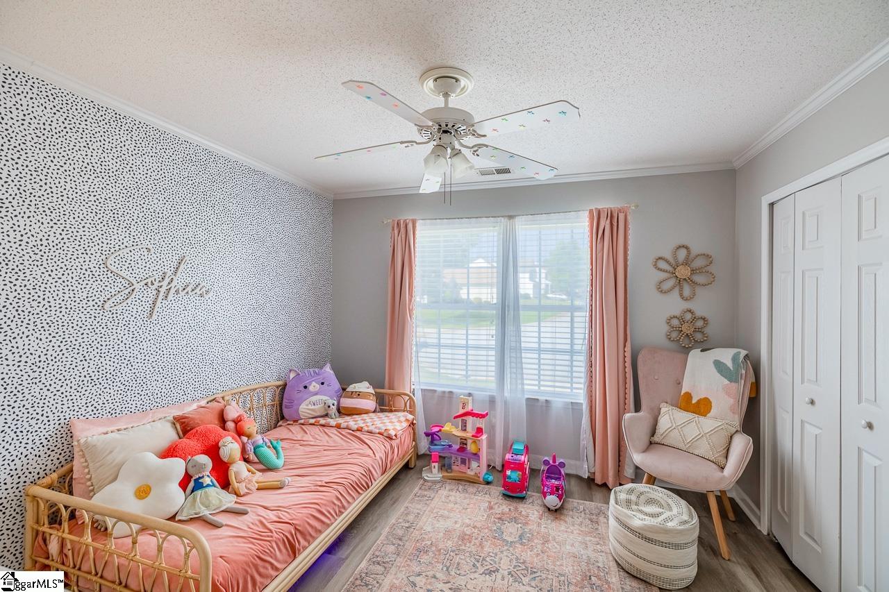 630 Fairview Lake Way Simpsonville, SC 29680