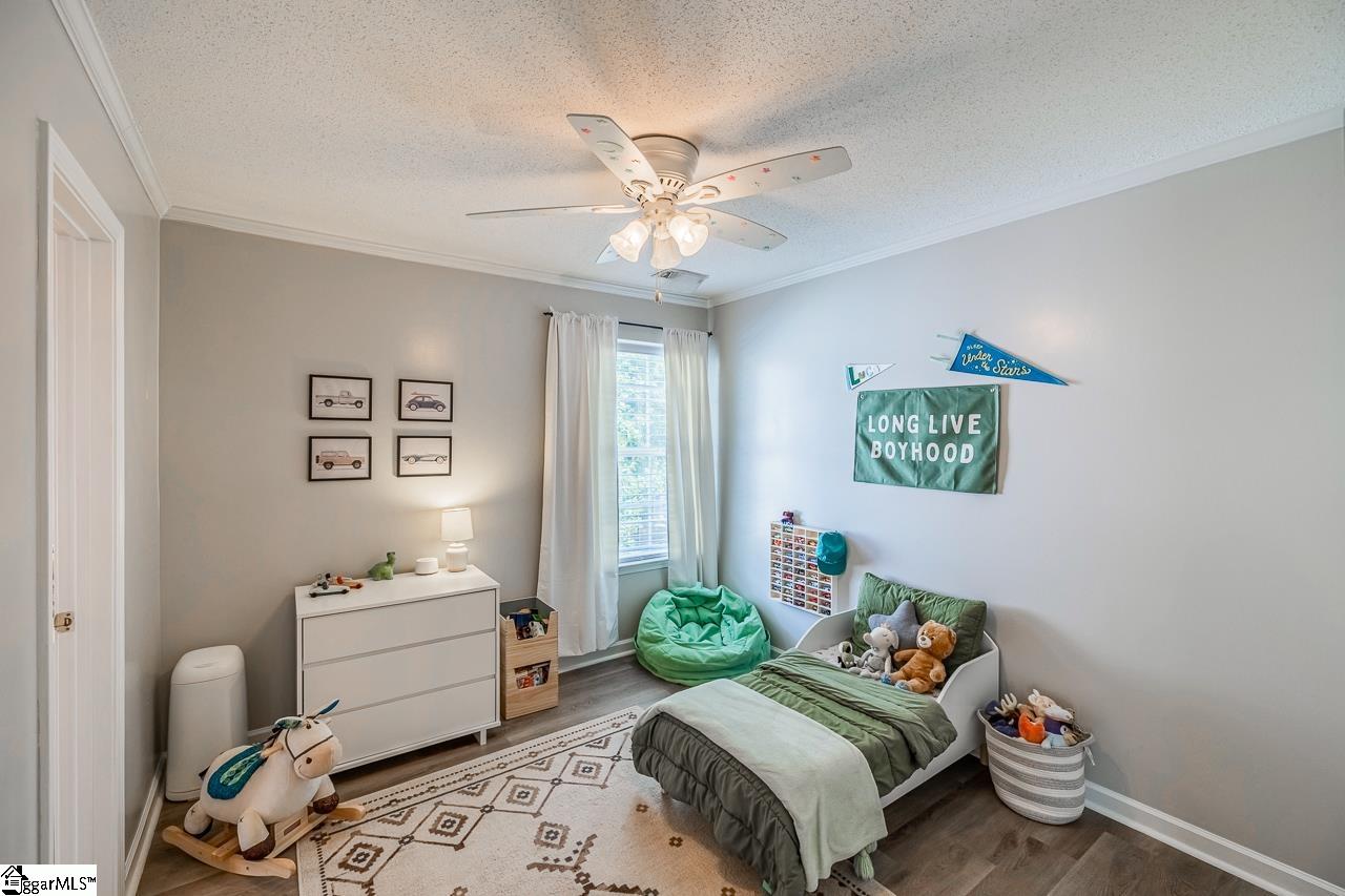 630 Fairview Lake Way Simpsonville, SC 29680