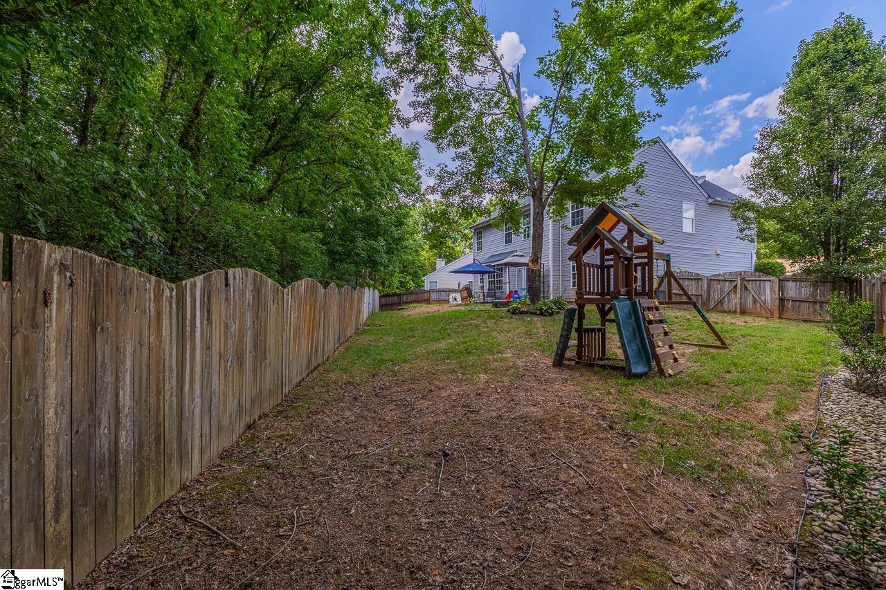 630 Fairview Lake Way Simpsonville, SC 29680