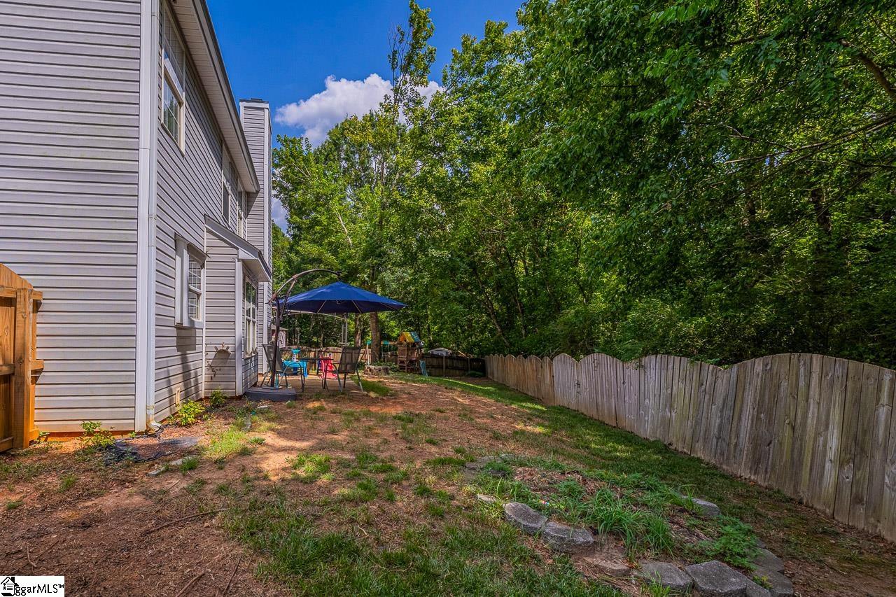 630 Fairview Lake Way Simpsonville, SC 29680