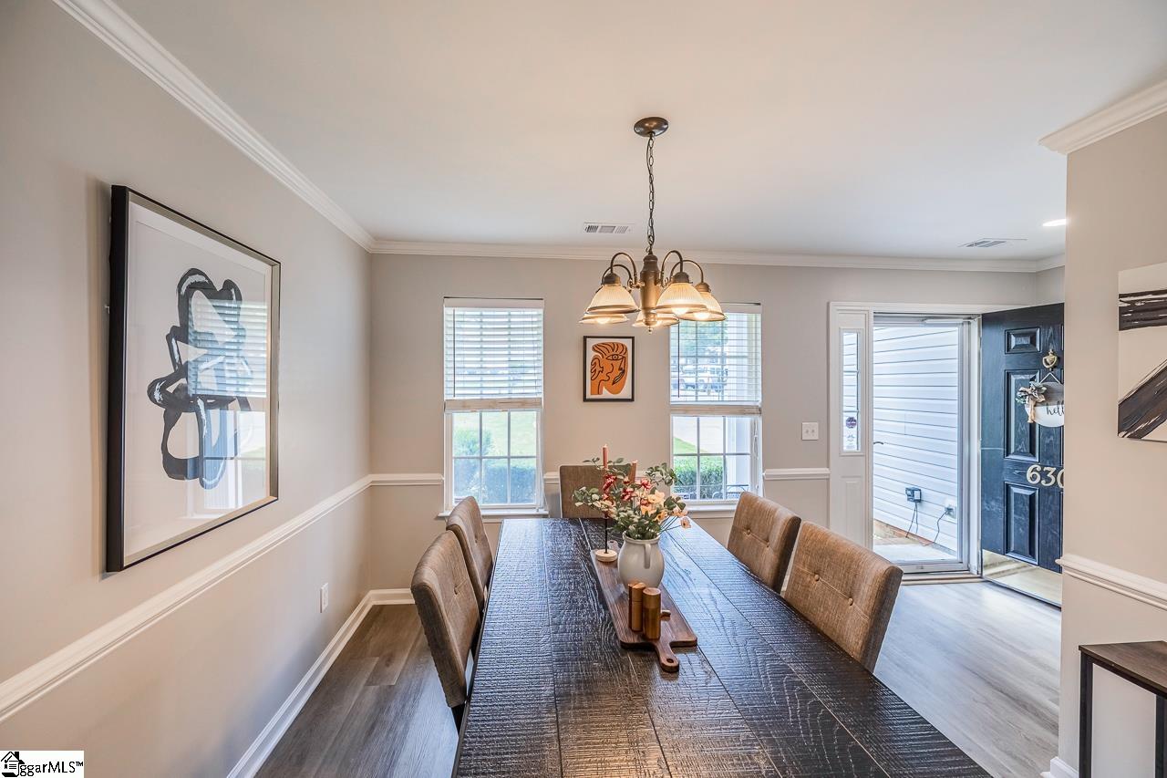 630 Fairview Lake Way Simpsonville, SC 29680