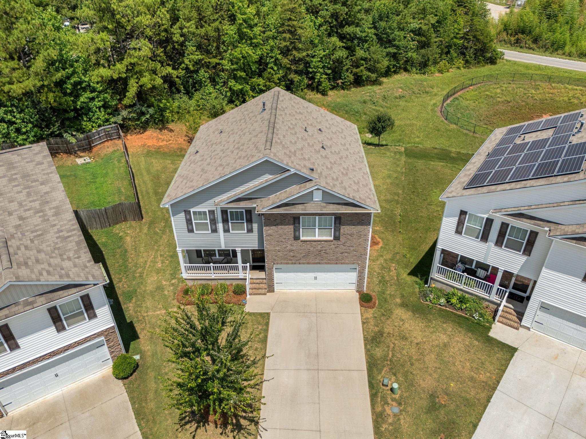 1095 Summerlin Trail Duncan, SC 29334