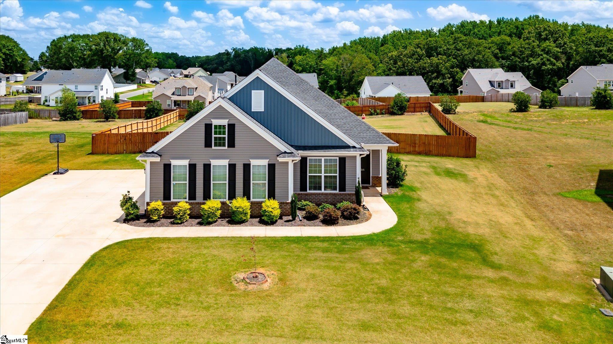 315 Valley Oak Drive Belton, SC 29627
