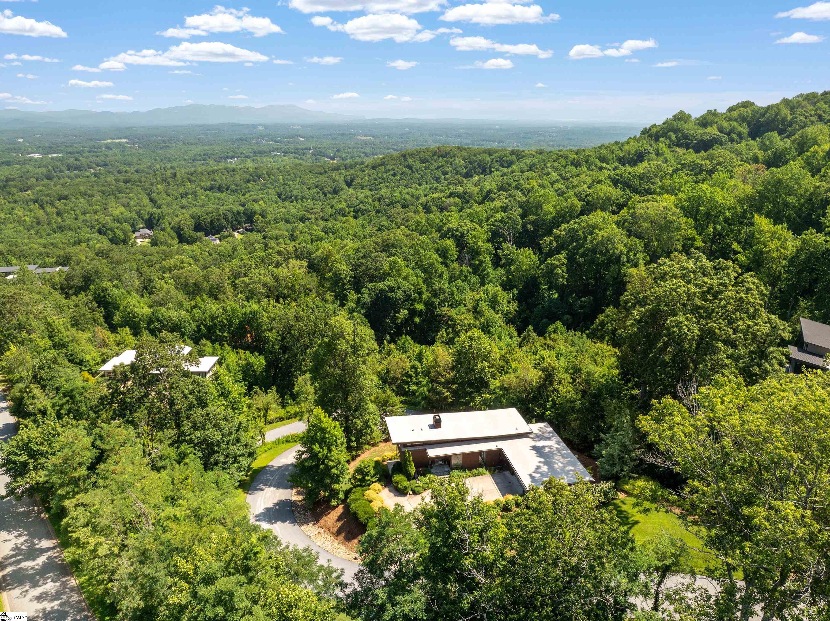 6 Windfaire Pass Court Greenville, SC 29609