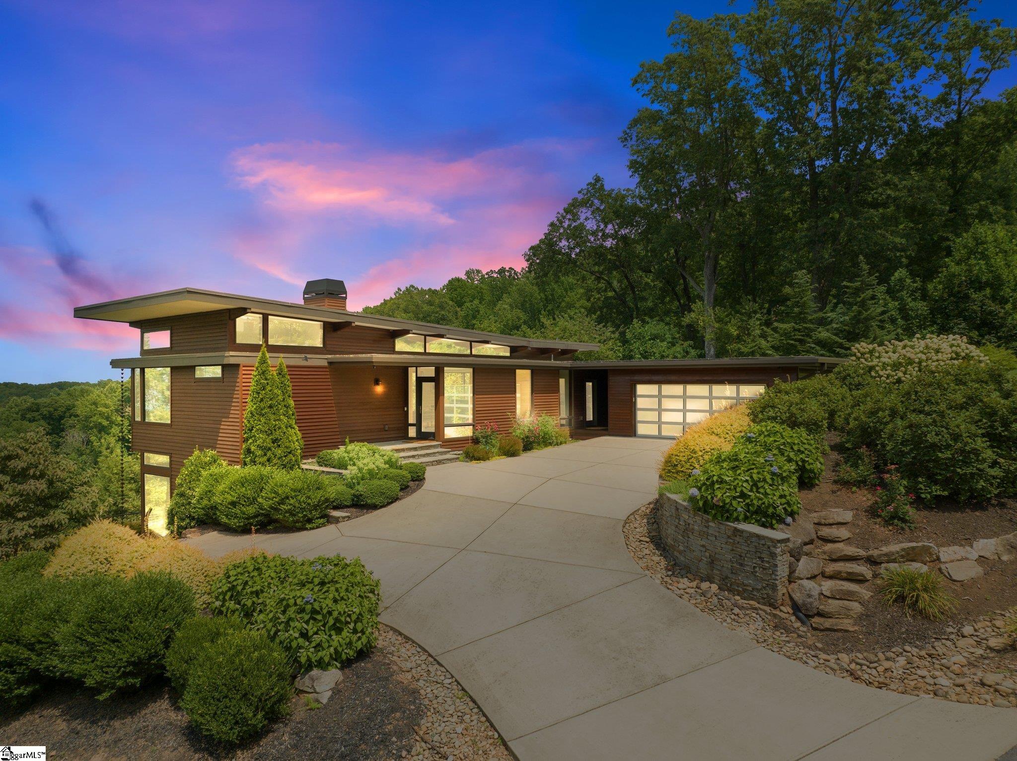 6 Windfaire Pass Court Greenville, SC 29609