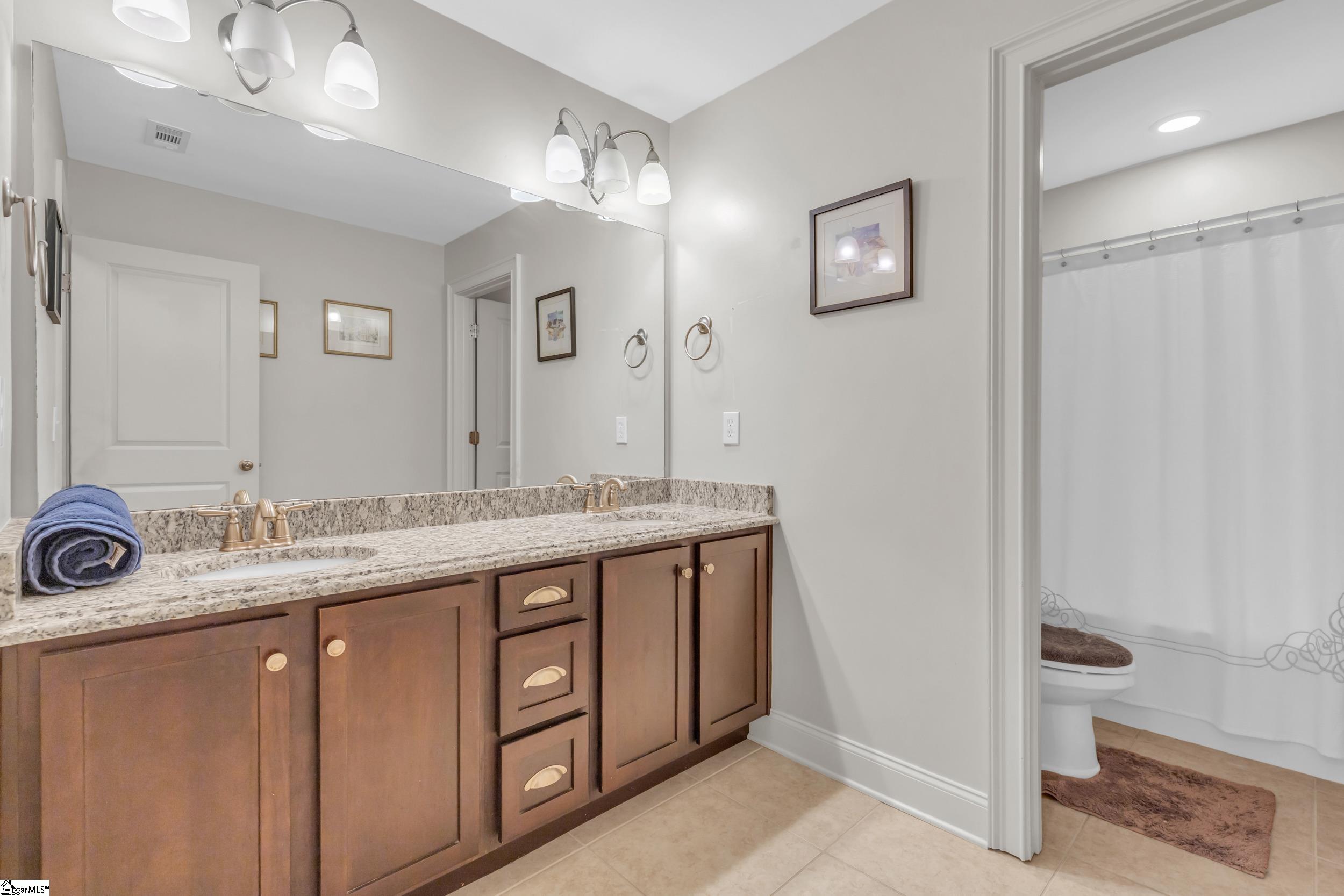 141 Notting Hill Lane Greer, SC 29651
