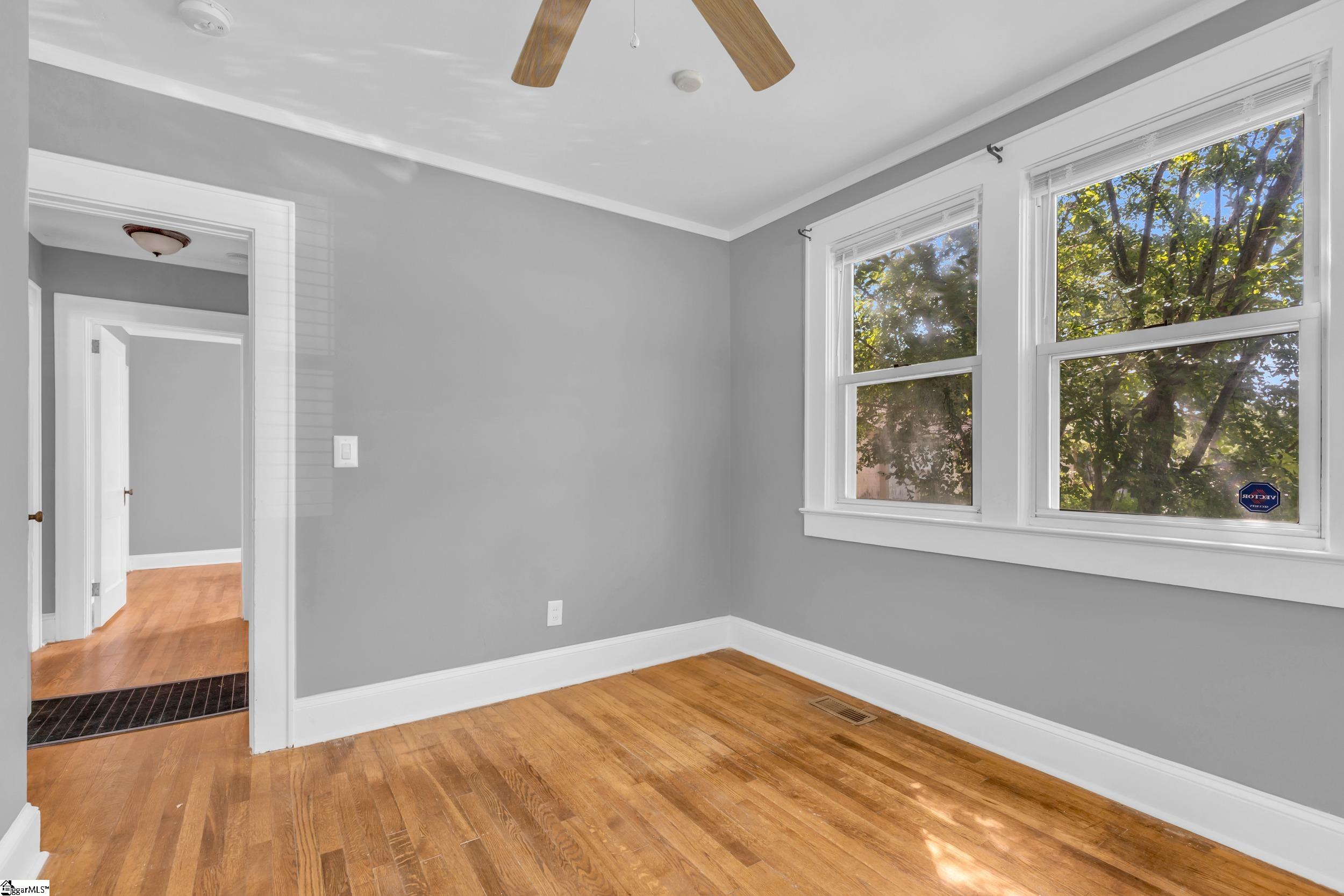 5 Skyland Drive Greenville, SC 29607-1943