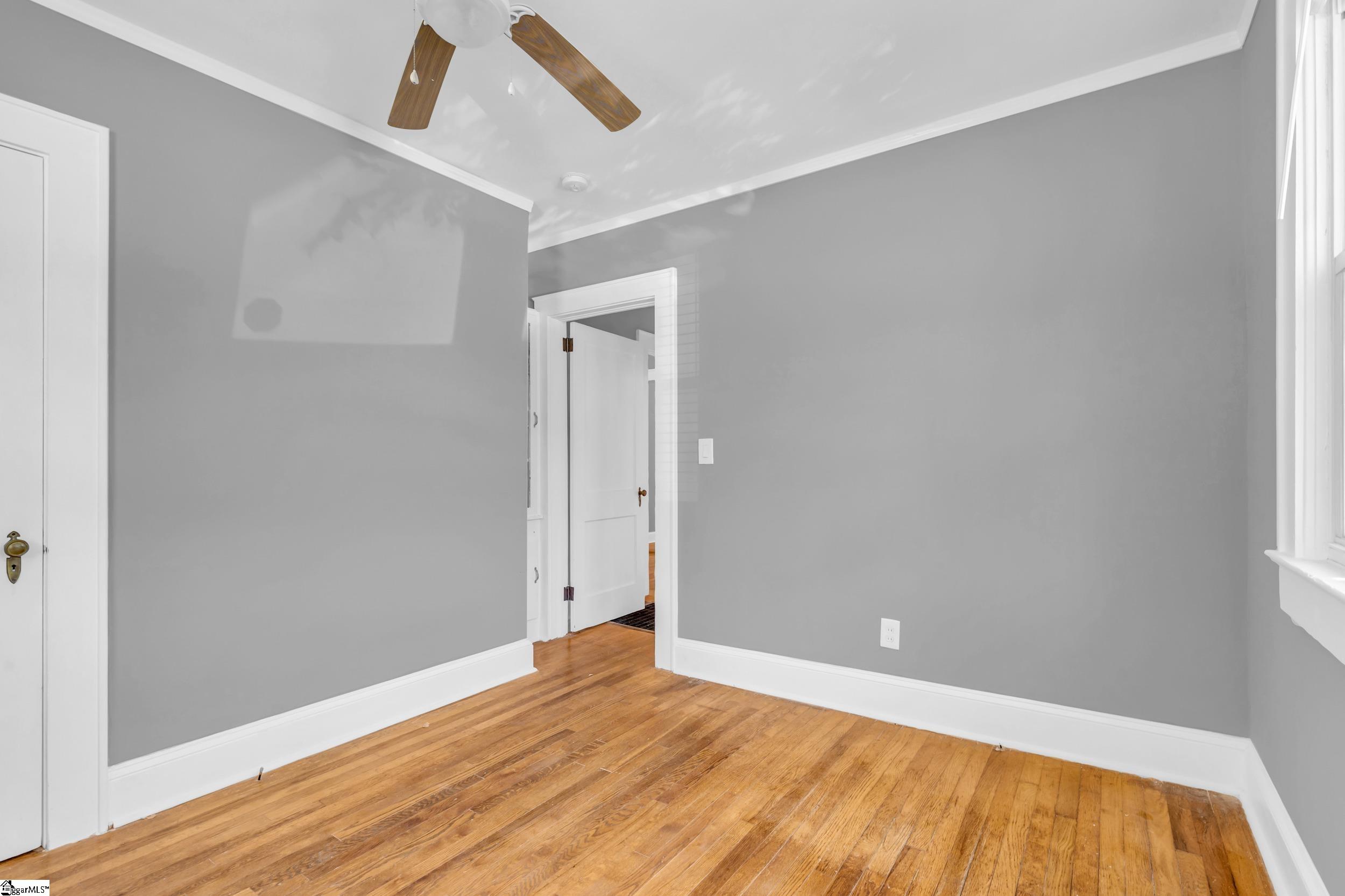 5 Skyland Drive Greenville, SC 29607-1943