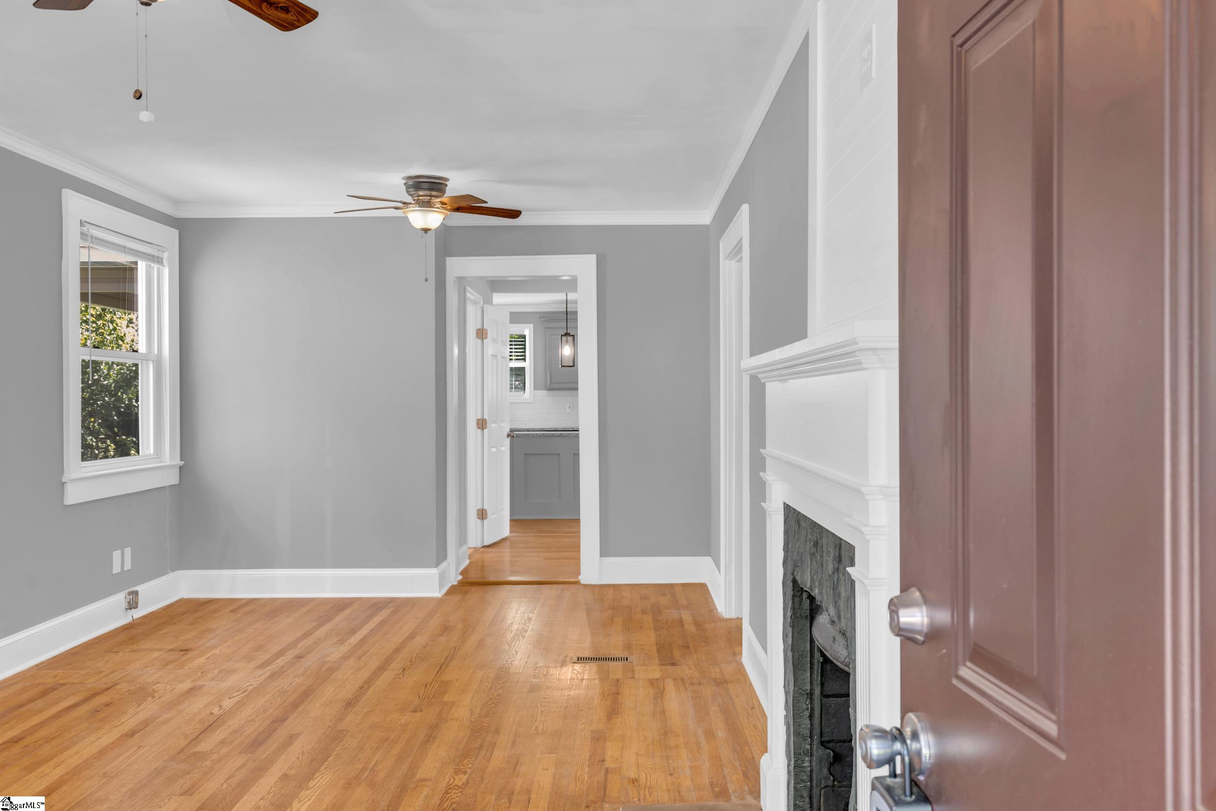 5 Skyland Drive Greenville, SC 29607-1943