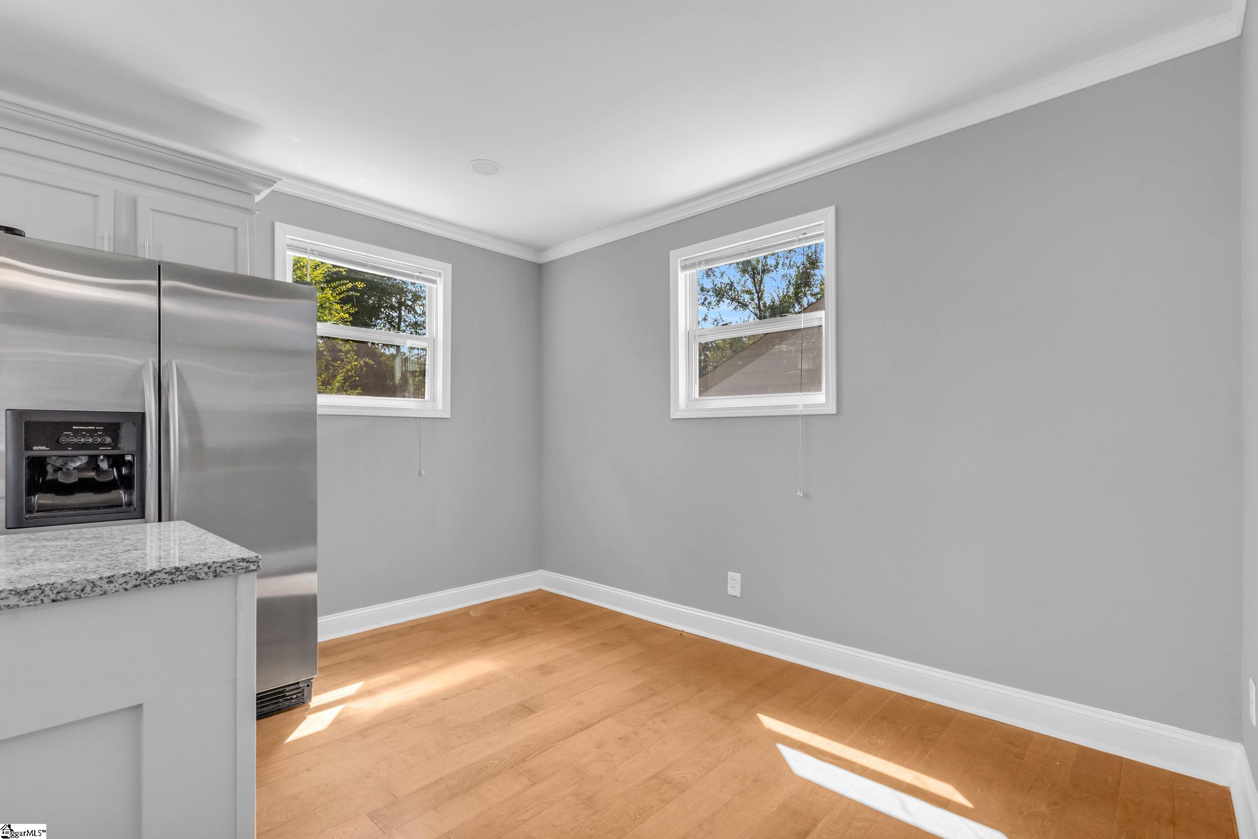 5 Skyland Drive Greenville, SC 29607-1943