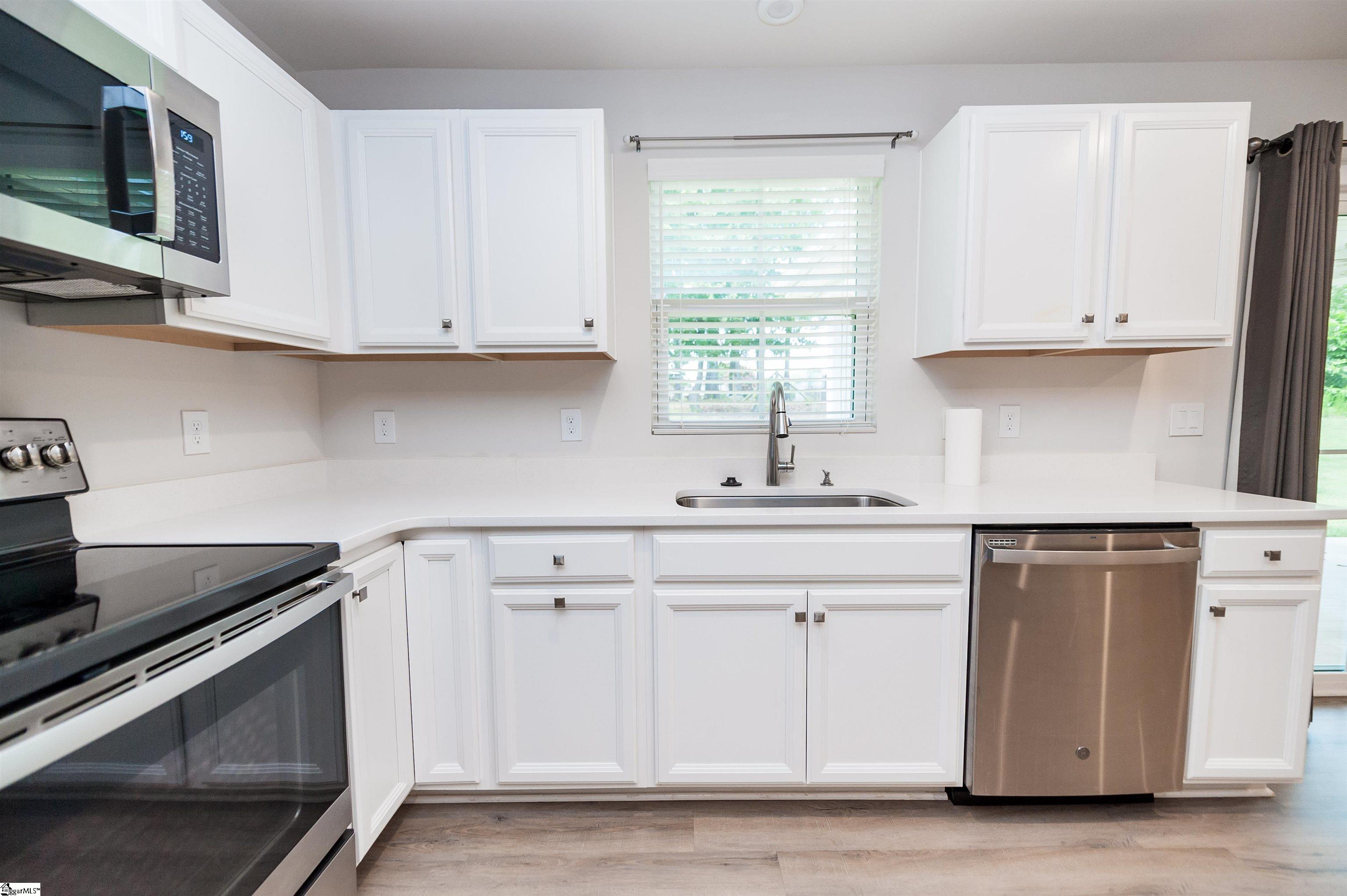 640 Hardwood Drive Boiling Springs, SC 29316