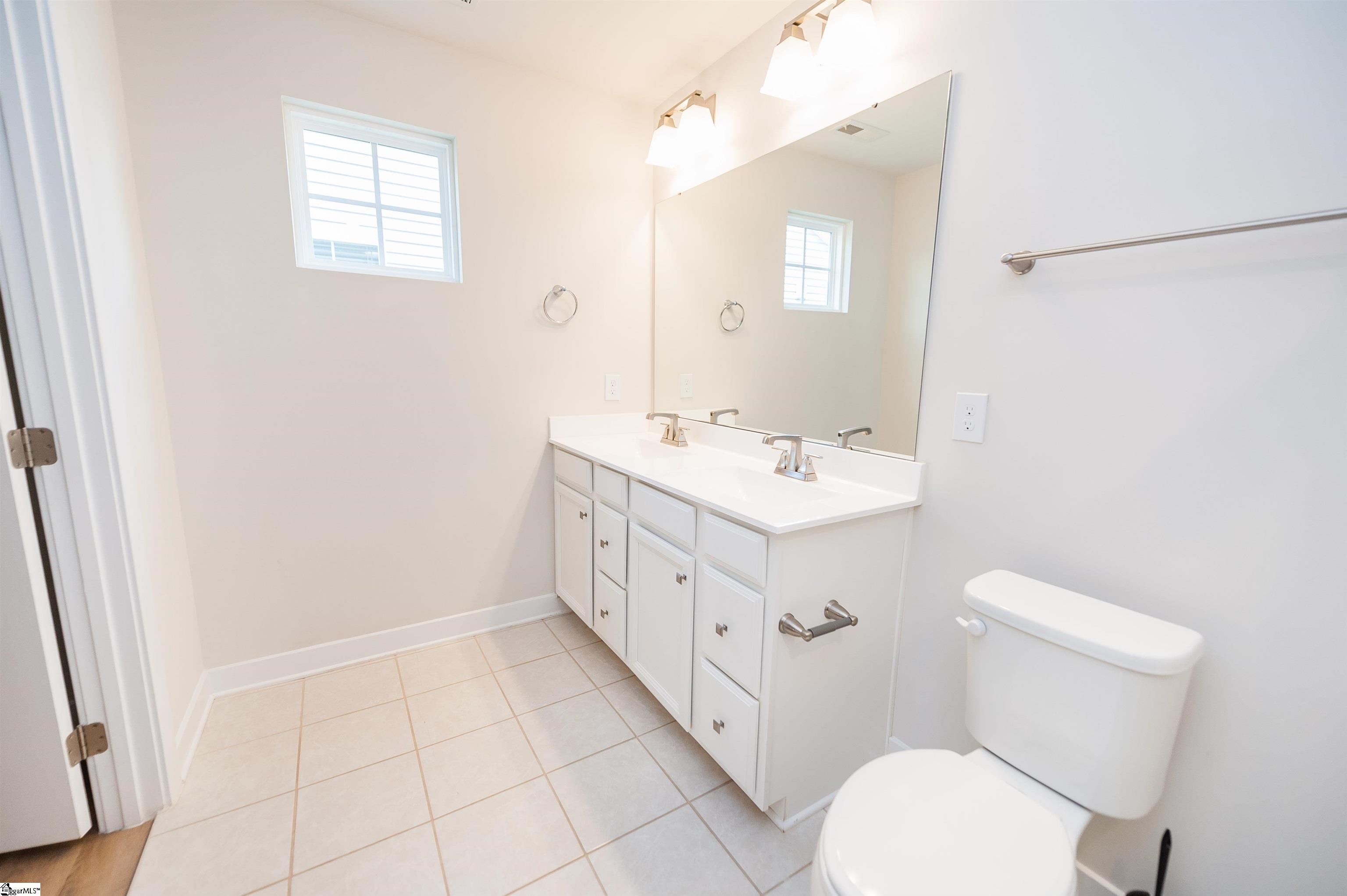 640 Hardwood Drive Boiling Springs, SC 29316