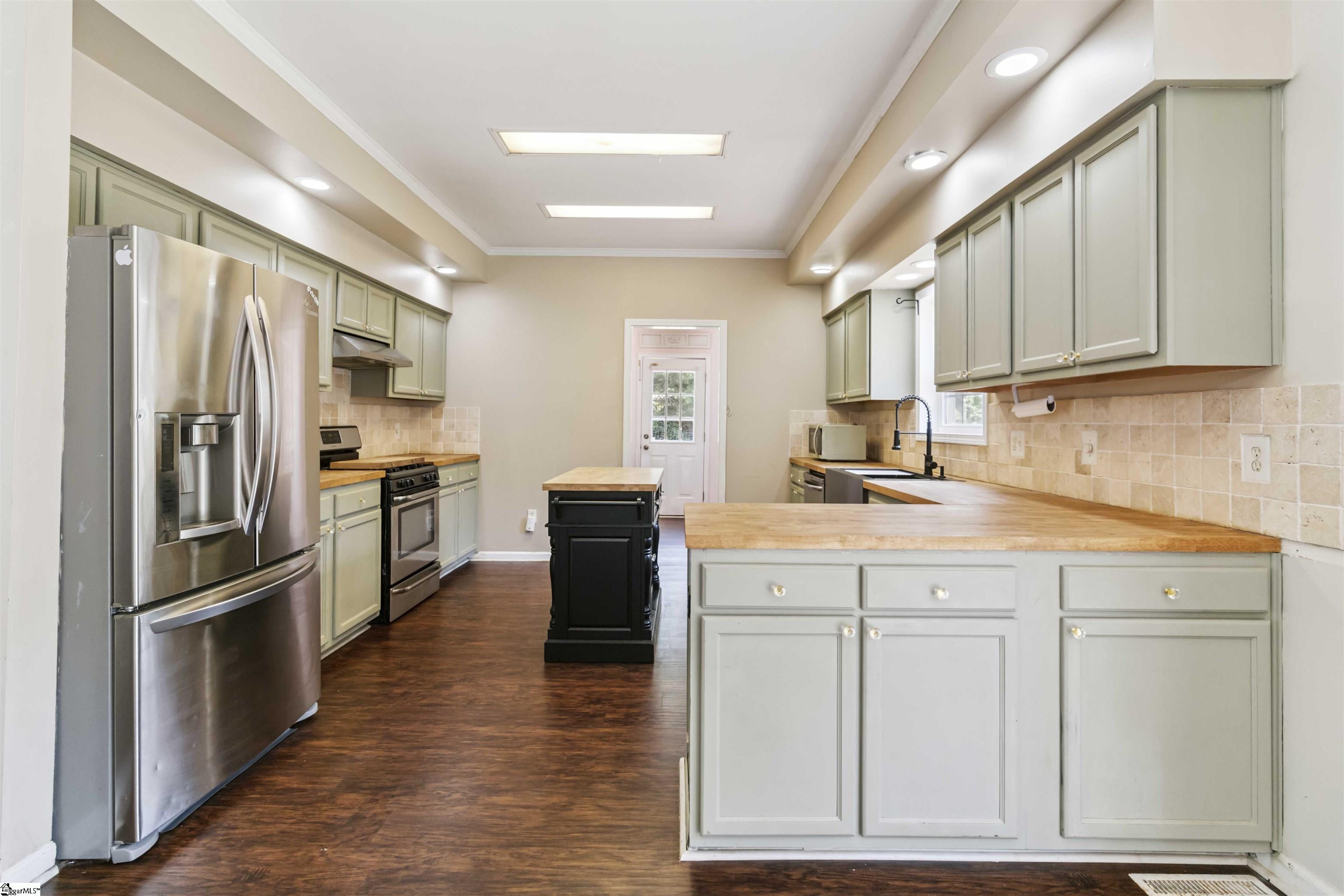 149 Elbert Clark Drive Easley, SC 29640