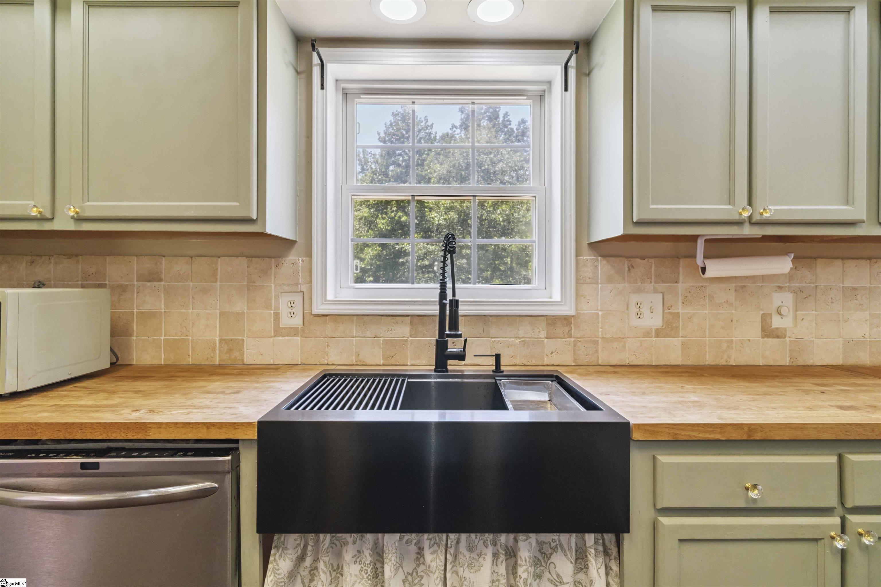 149 Elbert Clark Drive Easley, SC 29640