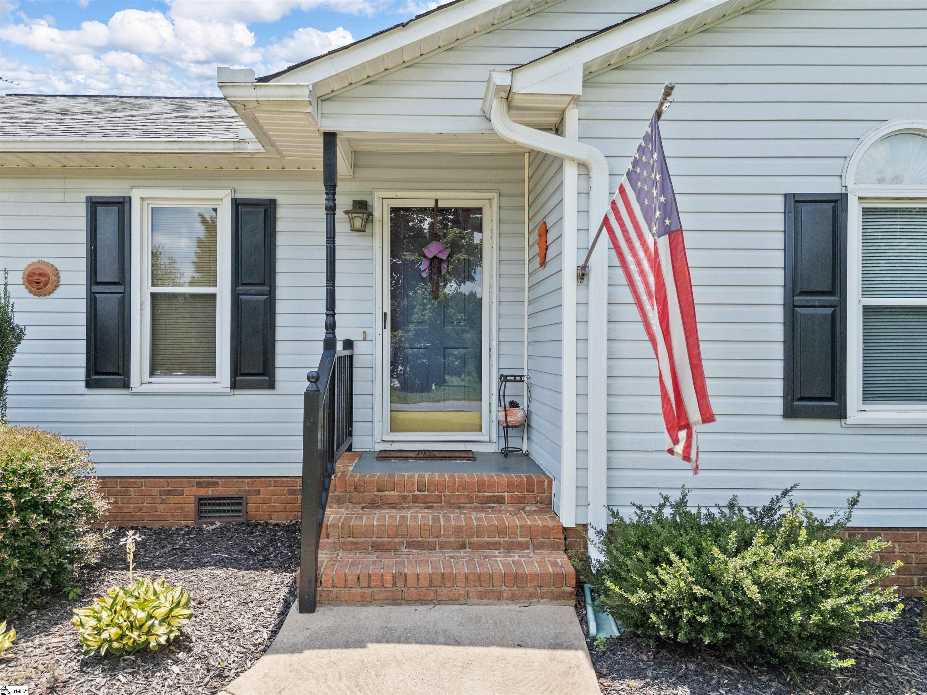 222 Mystic Court Chesnee, SC 29323