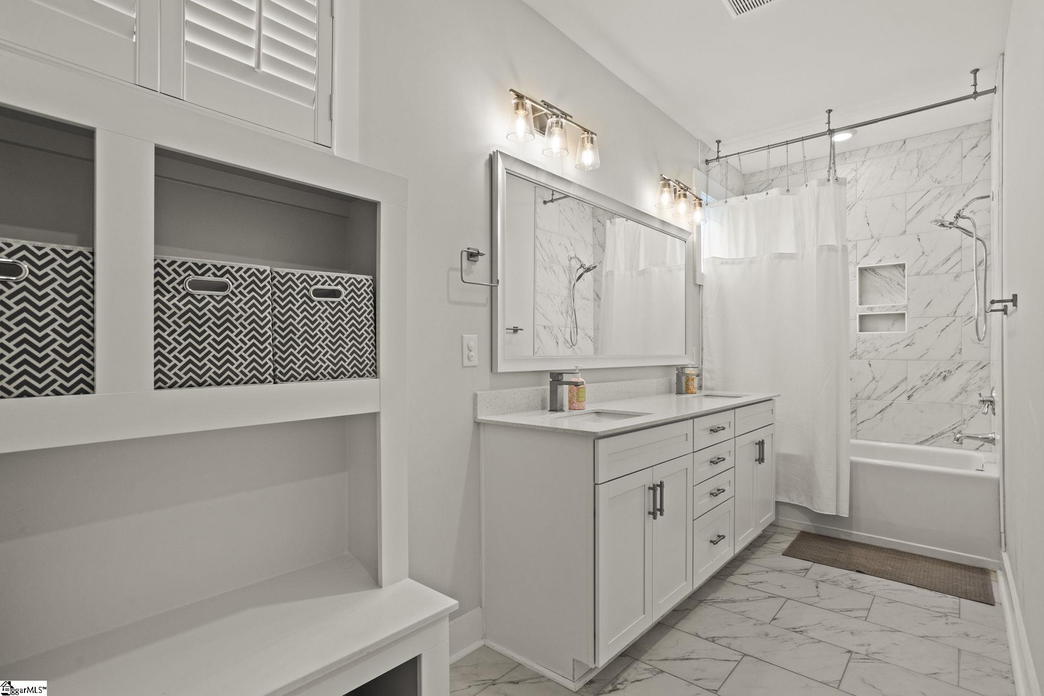 542 Coolwater Drive Taylors, SC 29687
