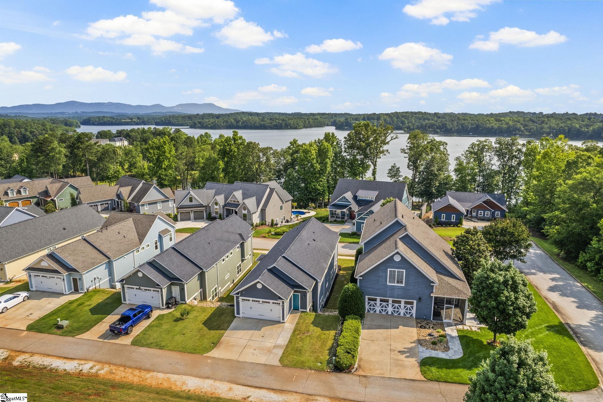 542 Coolwater Drive Taylors, SC 29687