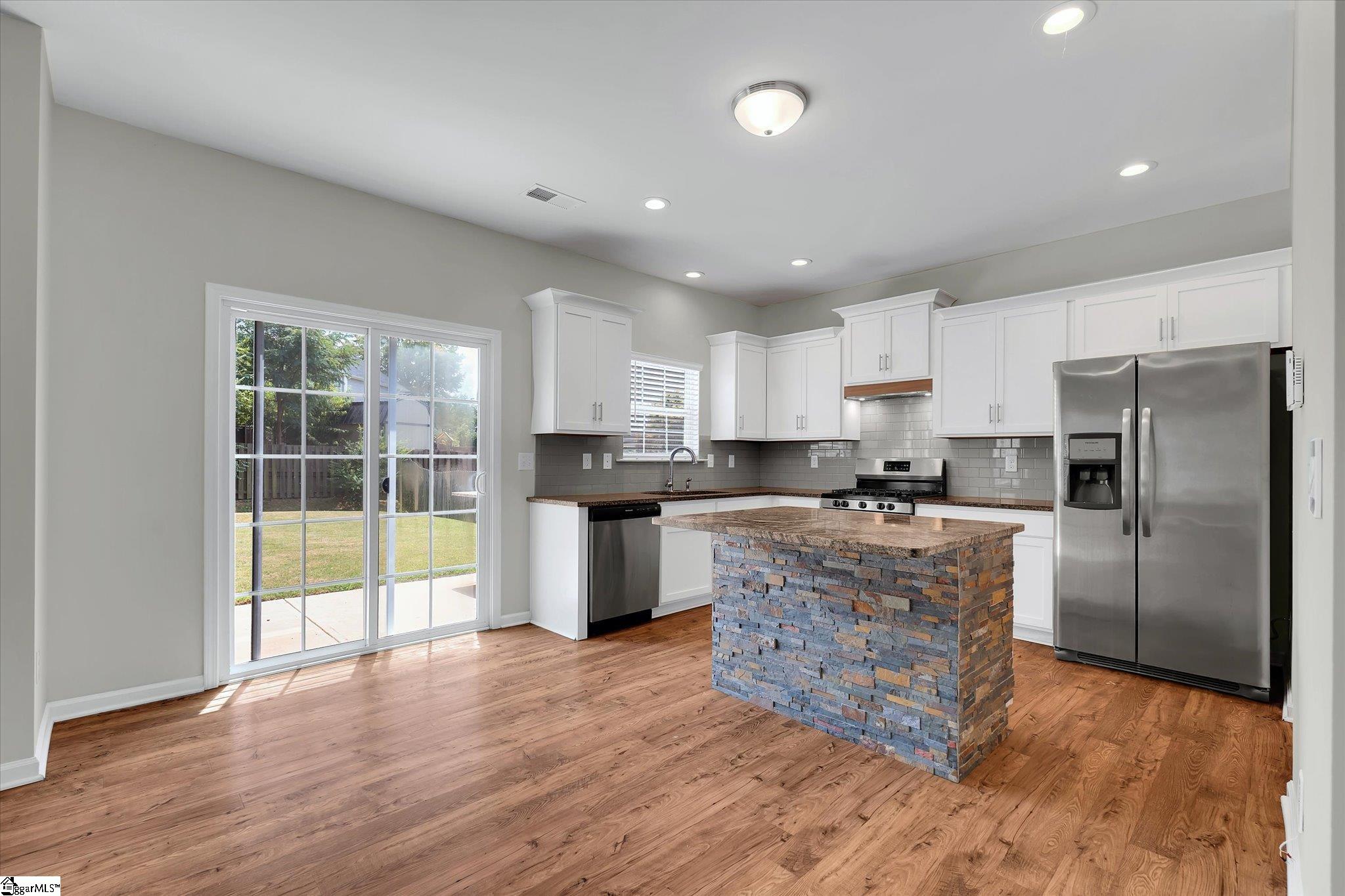 15 Spyglen Way Greer, SC 29651
