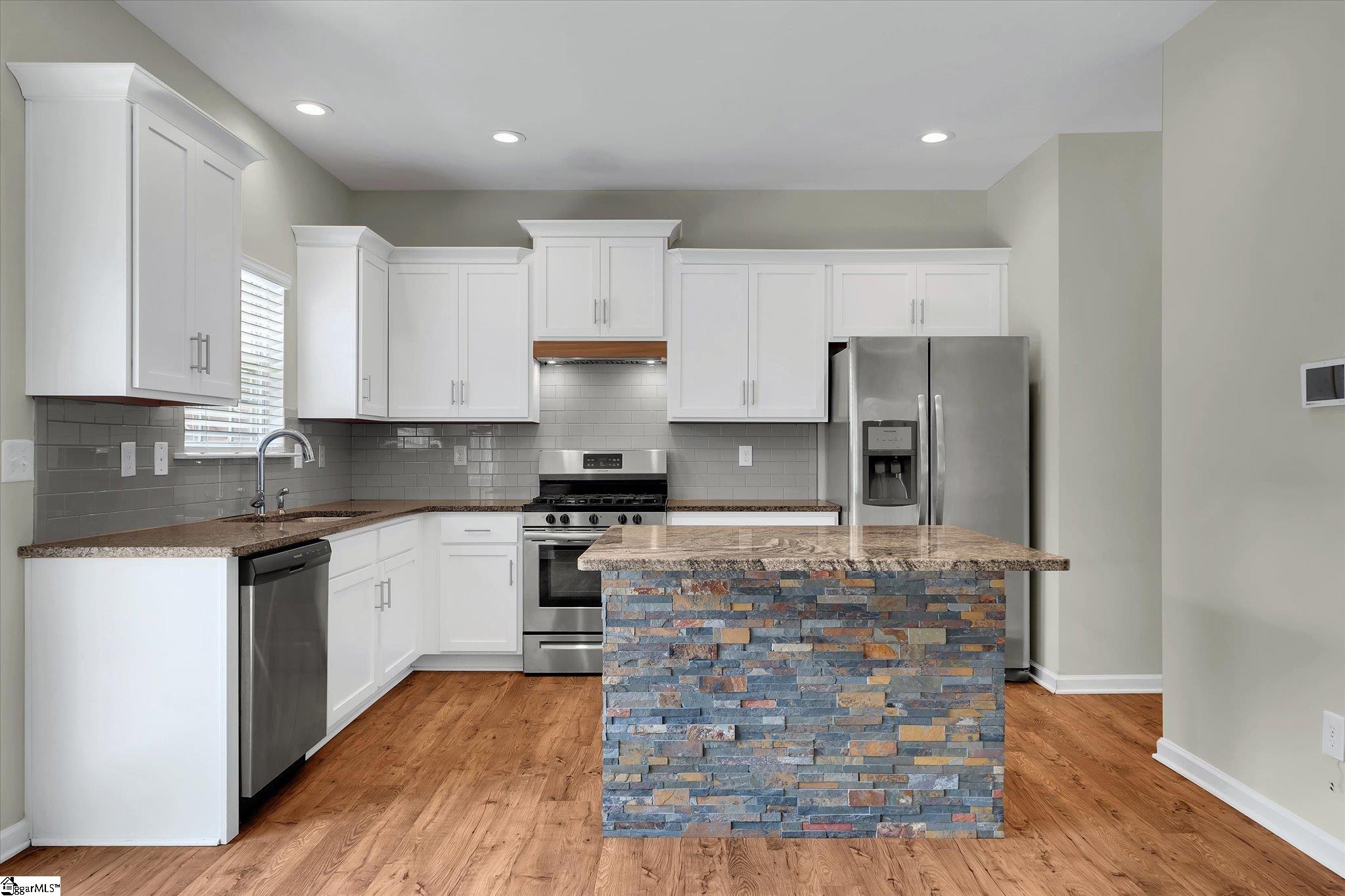 15 Spyglen Way Greer, SC 29651