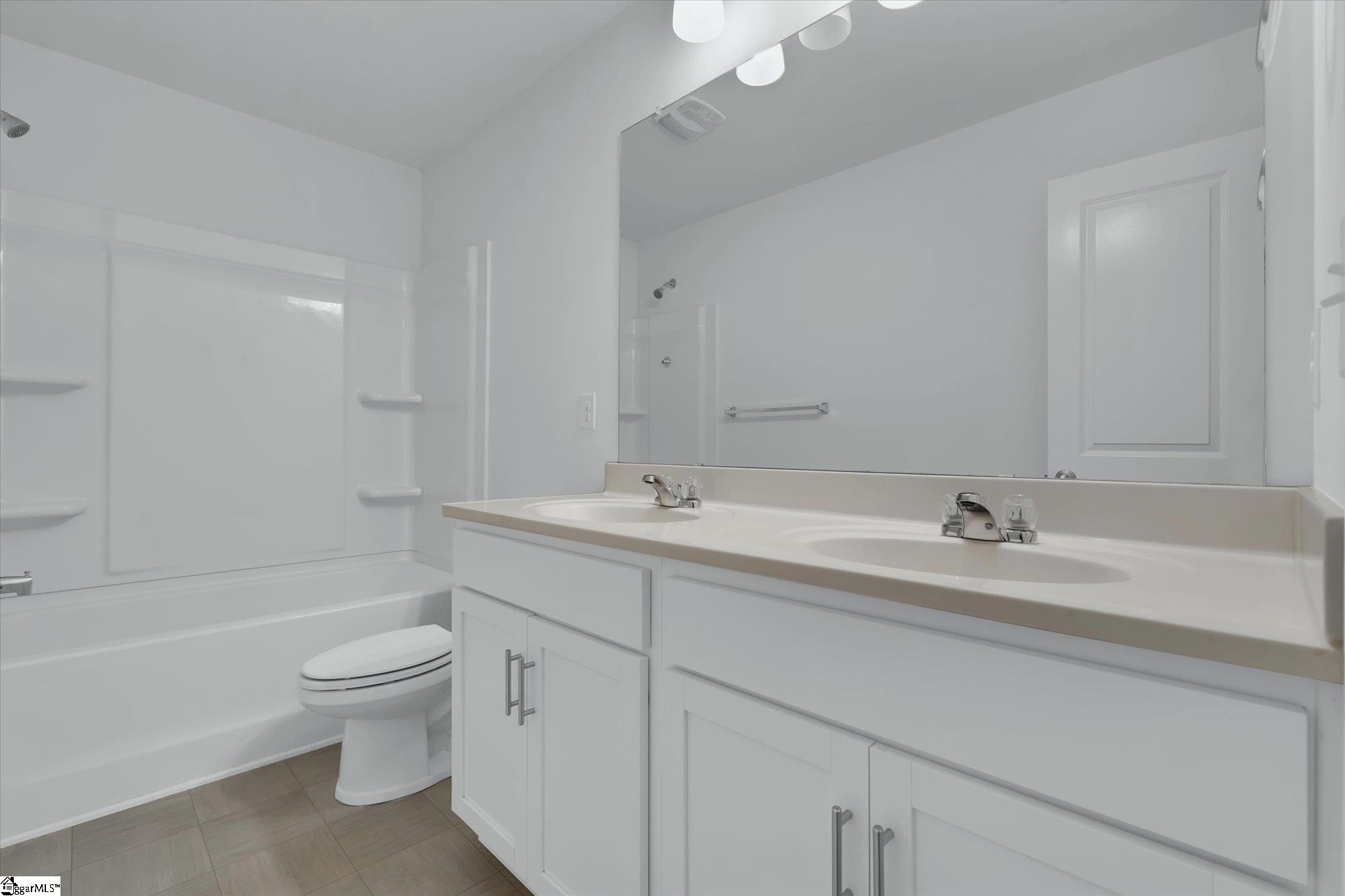 15 Spyglen Way Greer, SC 29651