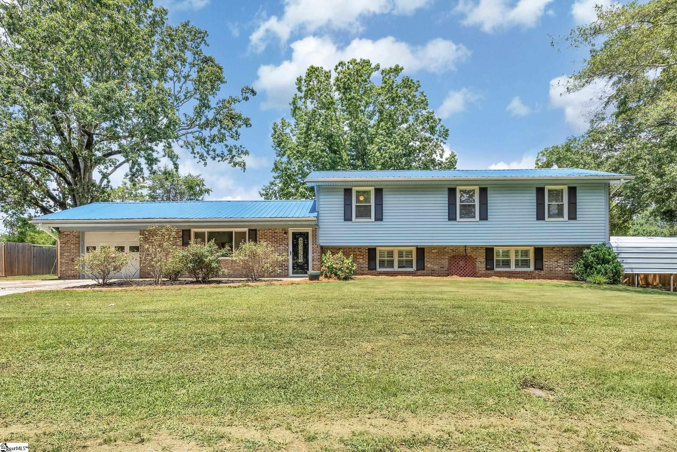 104 Golden Grove Circle Piedmont, SC 29673