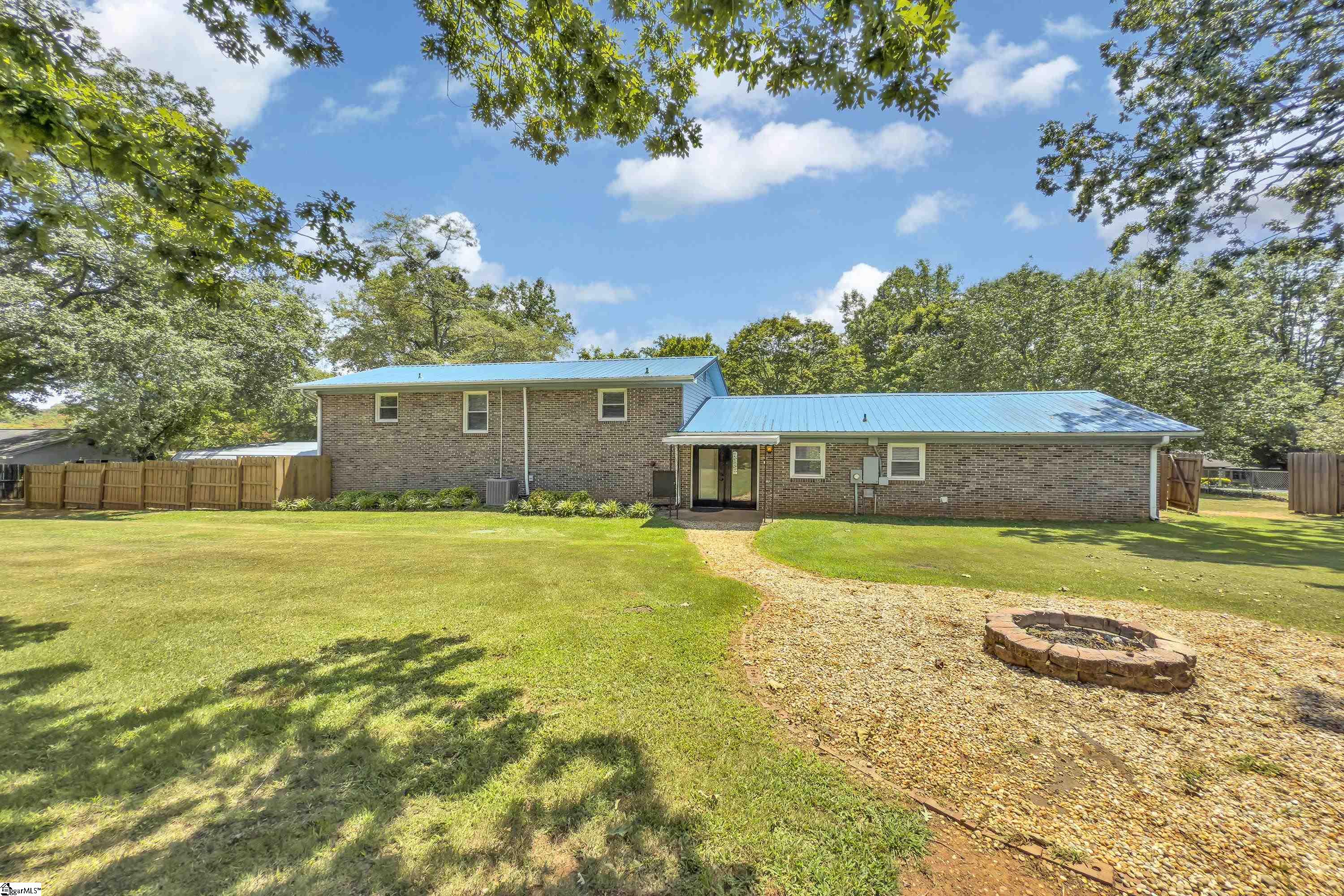 104 Golden Grove Circle Piedmont, SC 29673