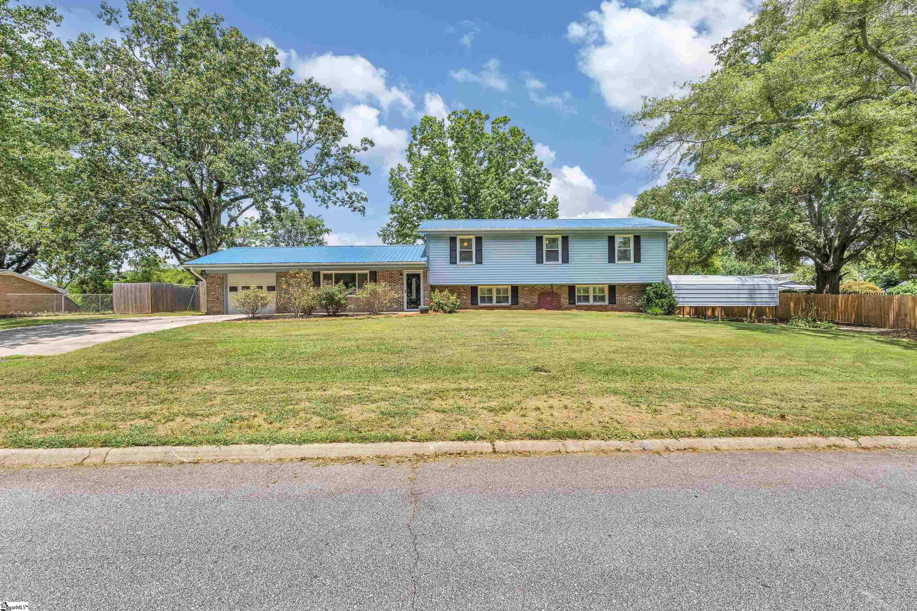 104 Golden Grove Circle Piedmont, SC 29673