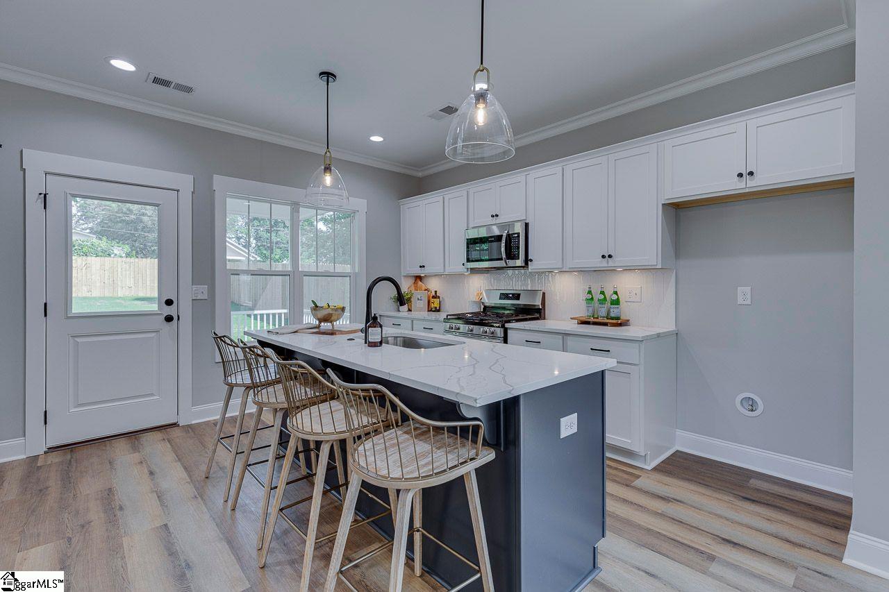 118 Brown Street Greer, SC 29650