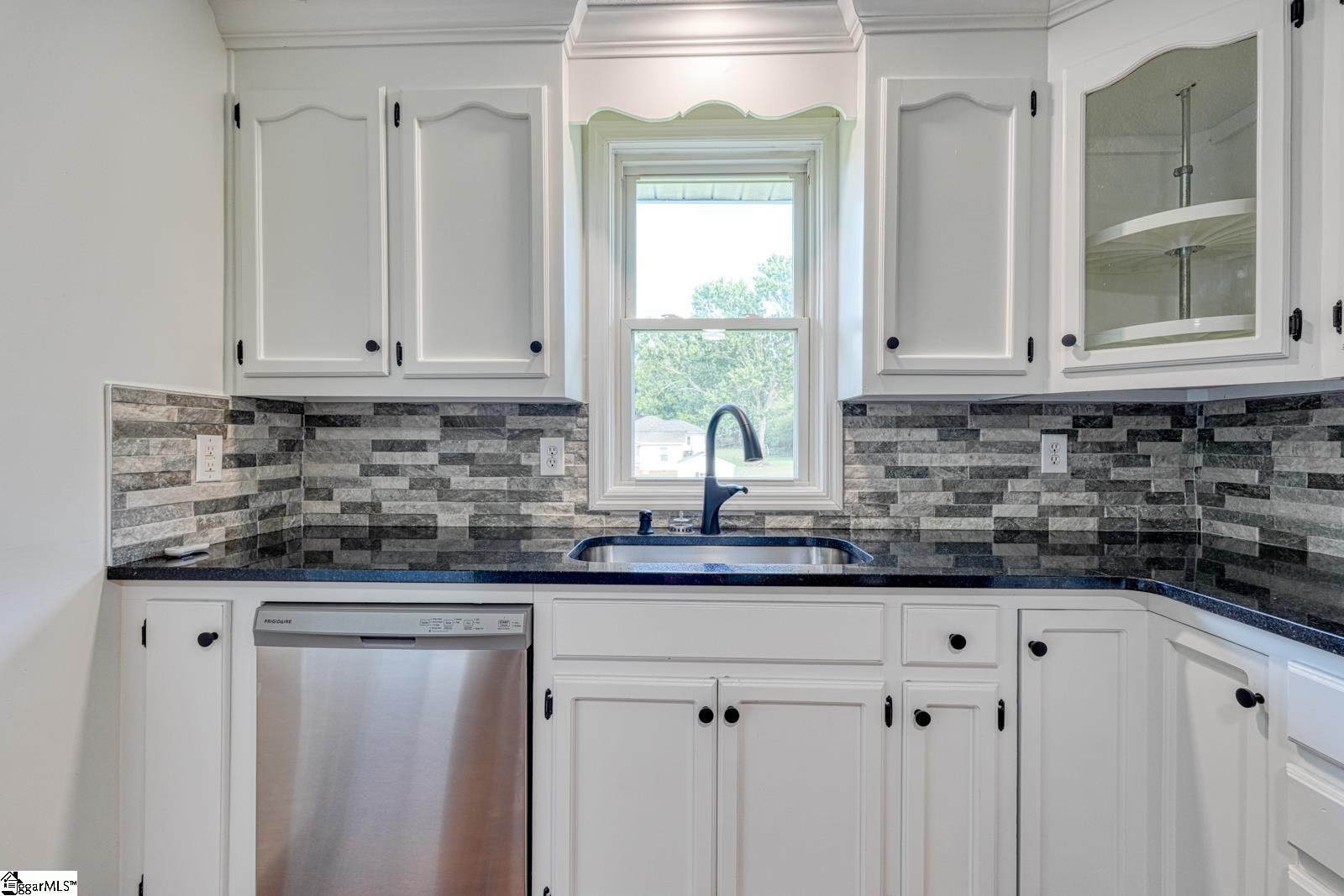 121 Beth Street Greer, SC 29651