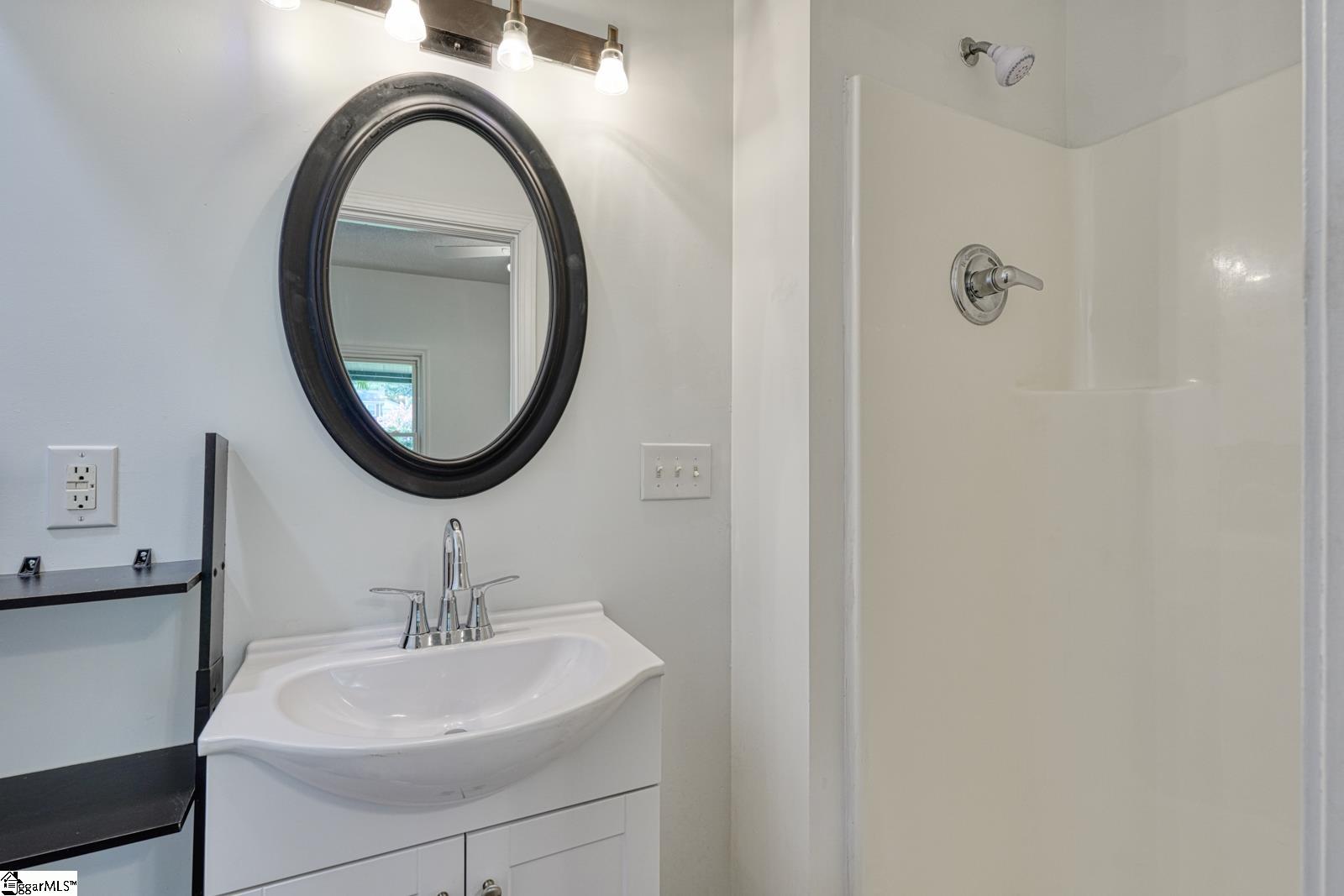 121 Beth Street Greer, SC 29651