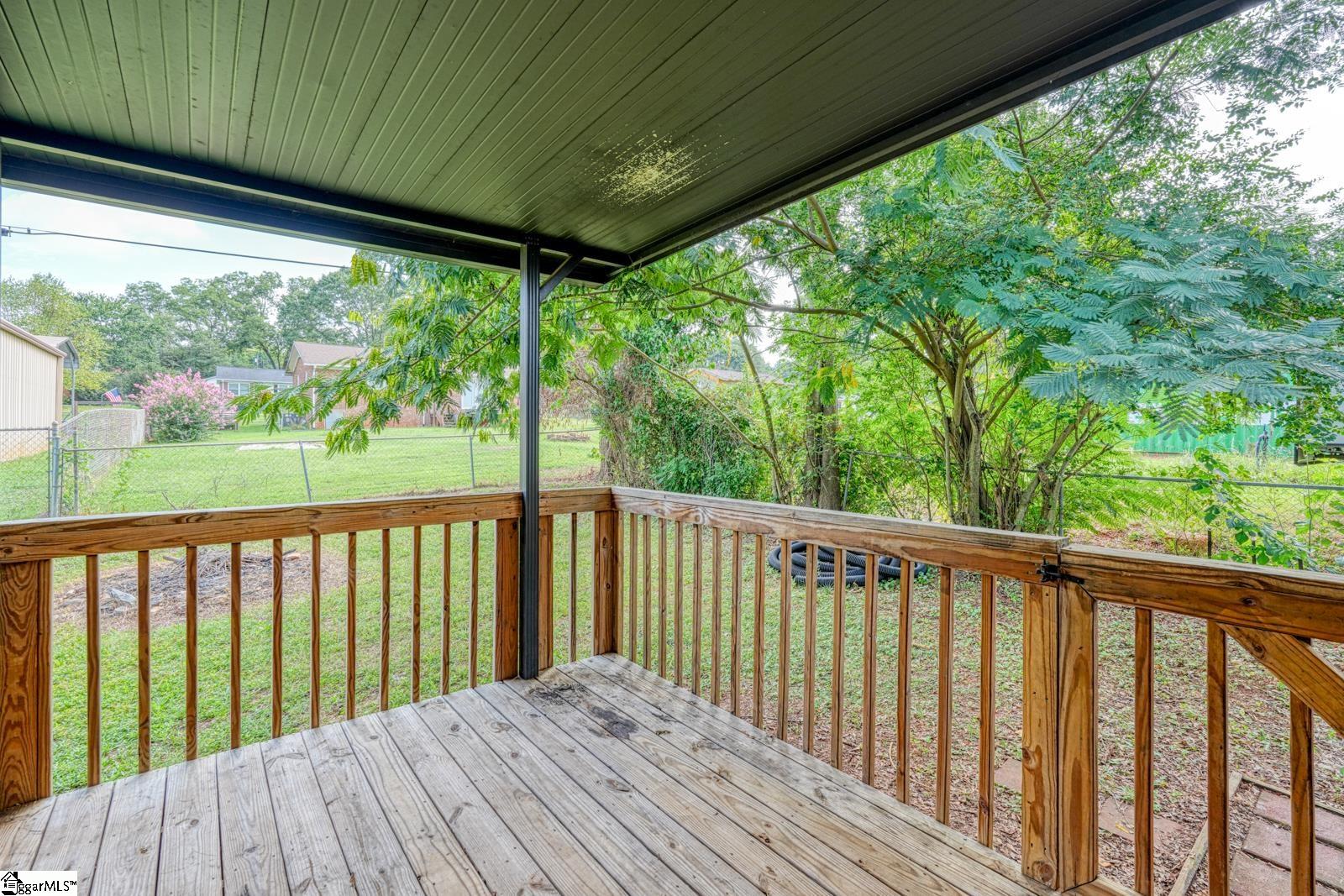 121 Beth Street Greer, SC 29651