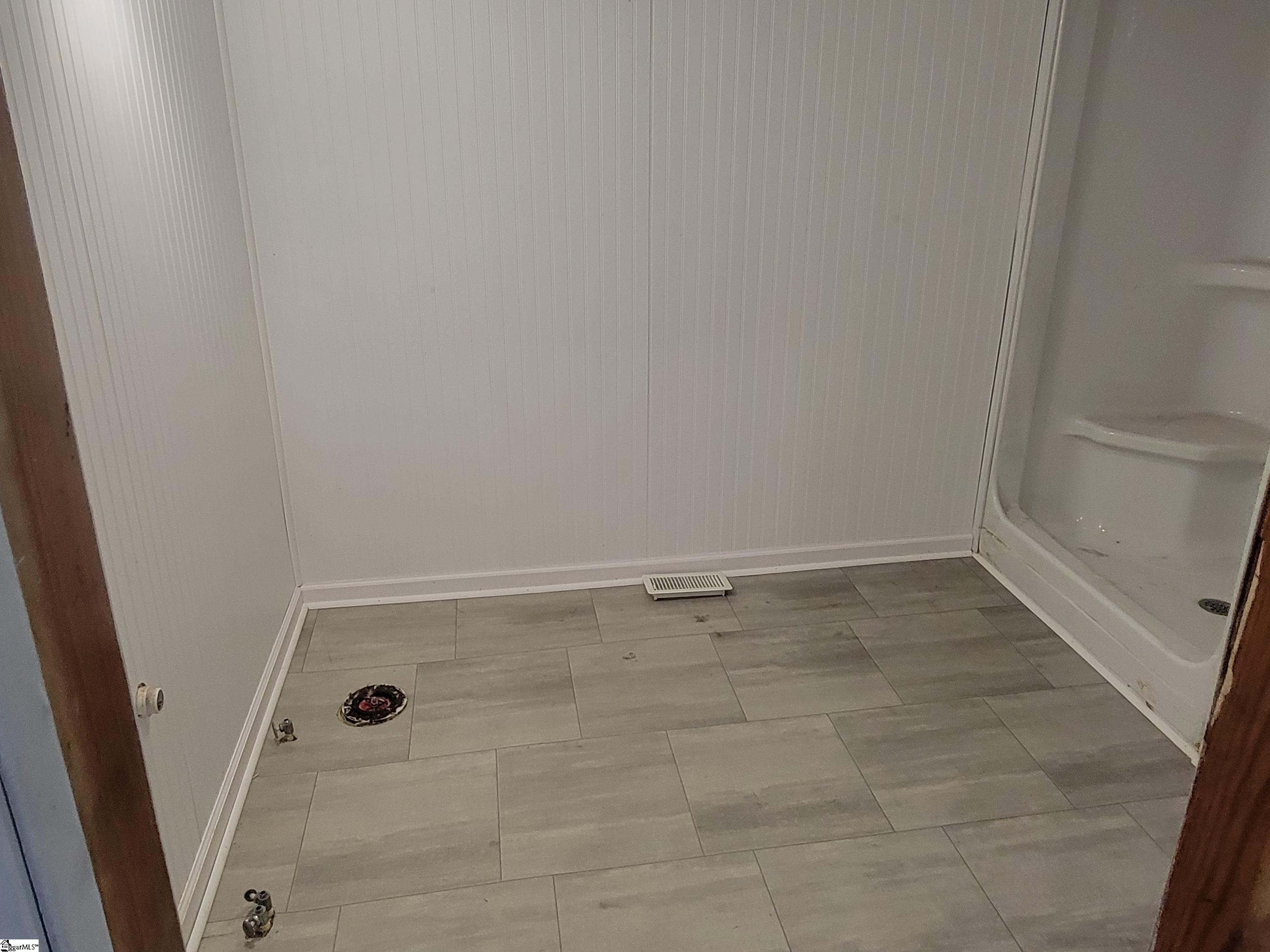 9 N Prince Street Anderson, SC 29624