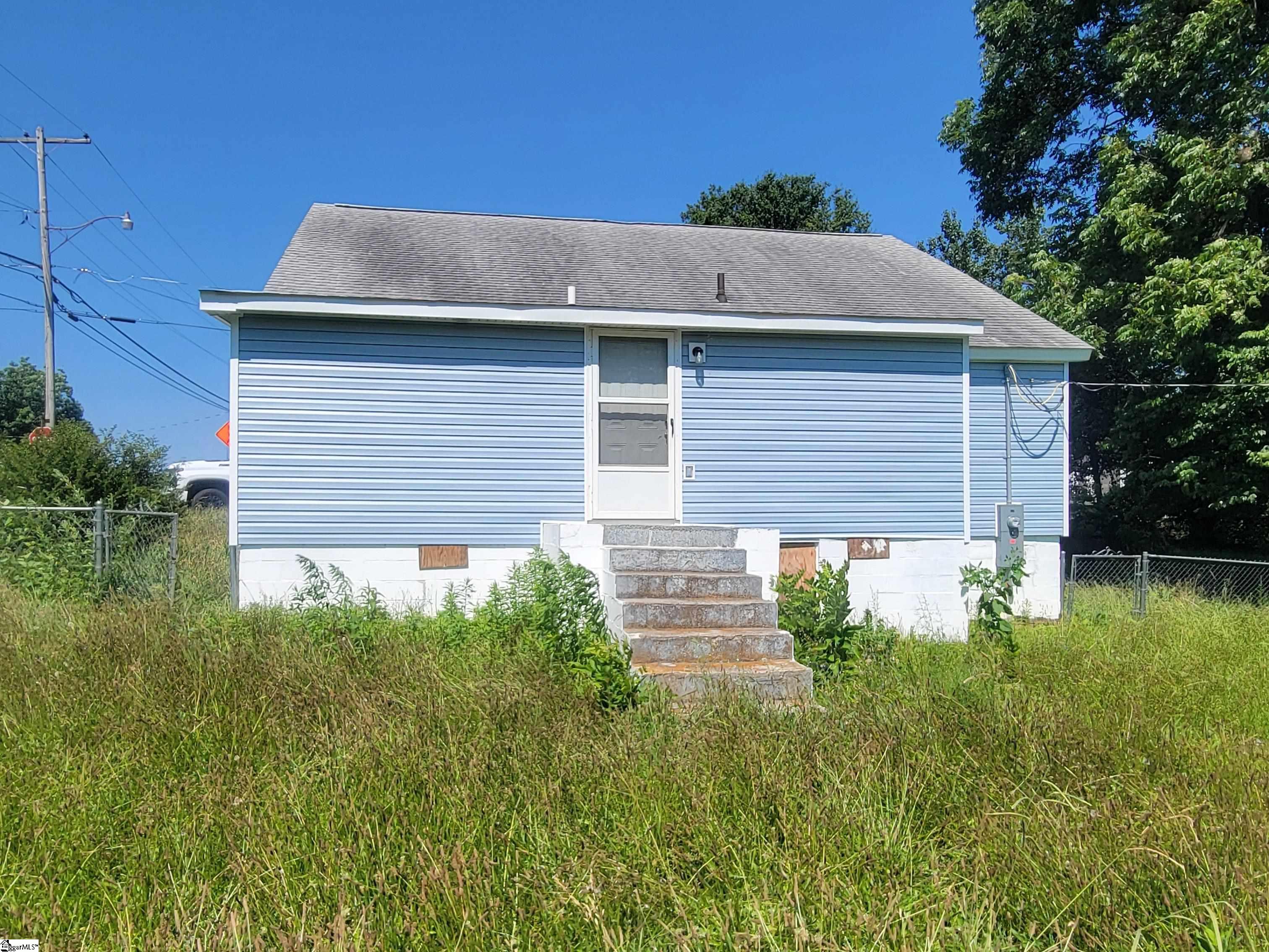 9 N Prince Street Anderson, SC 29624