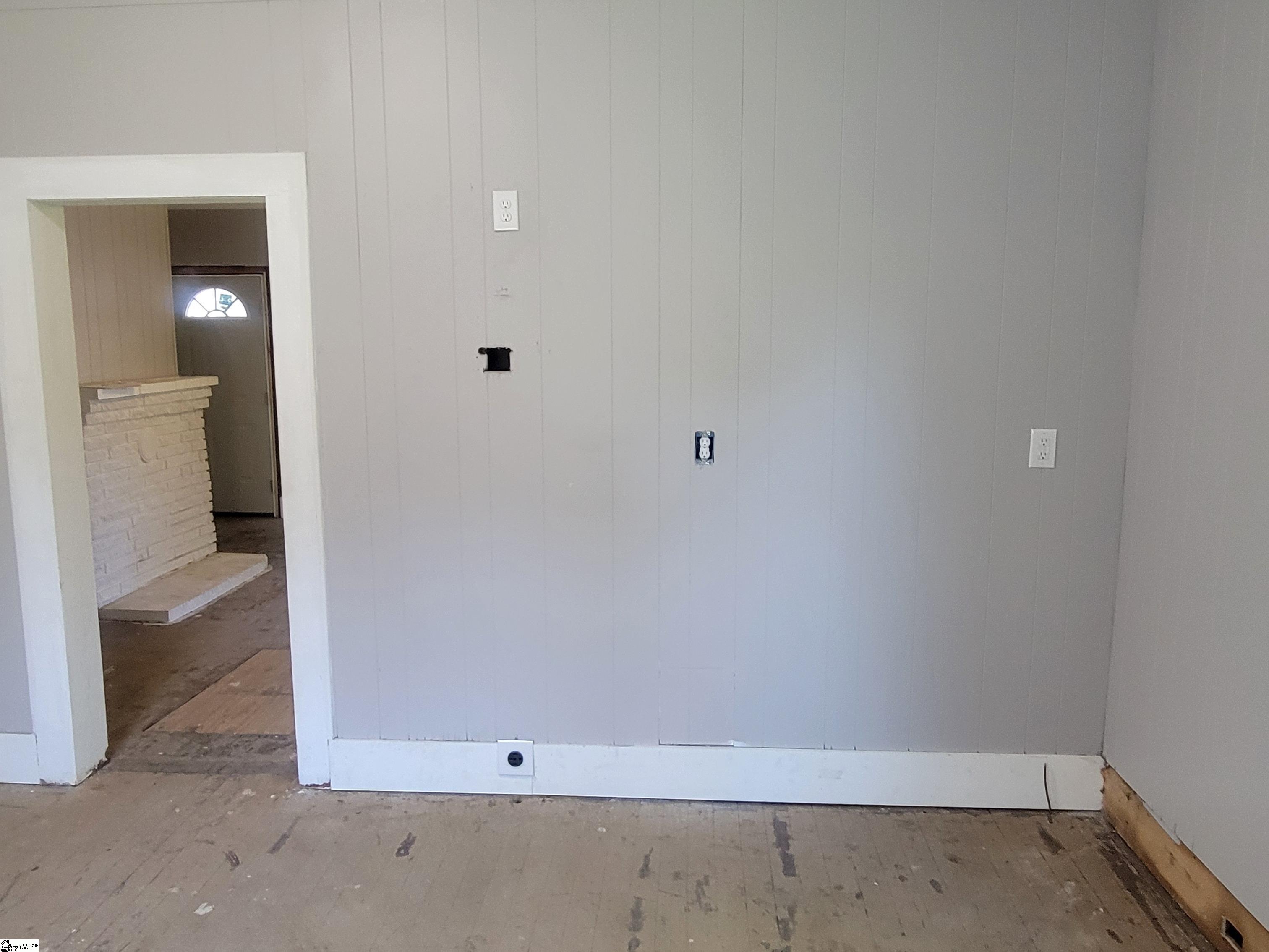 9 N Prince Street Anderson, SC 29624