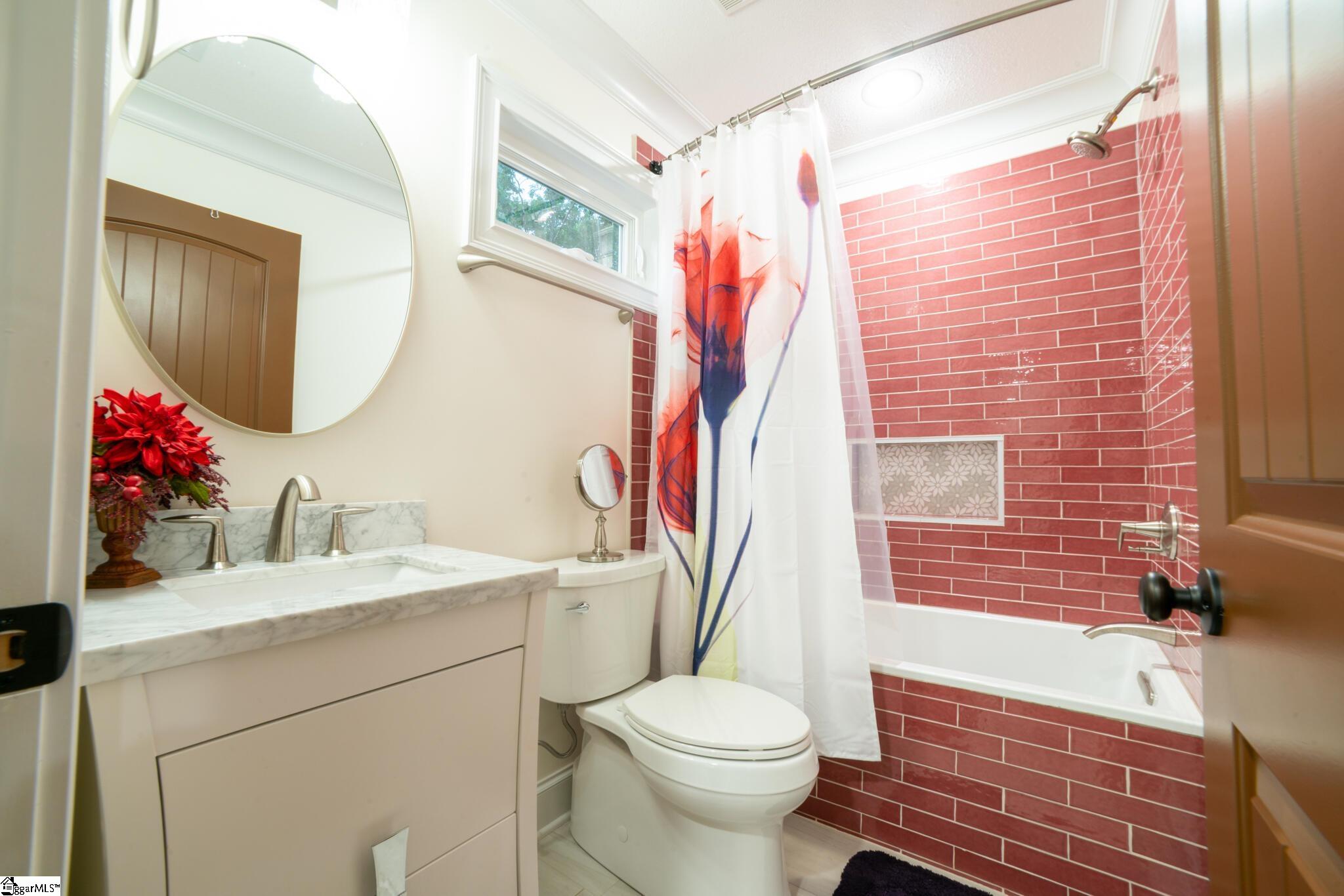 218 Riverlake Road Fair Play, SC 29643