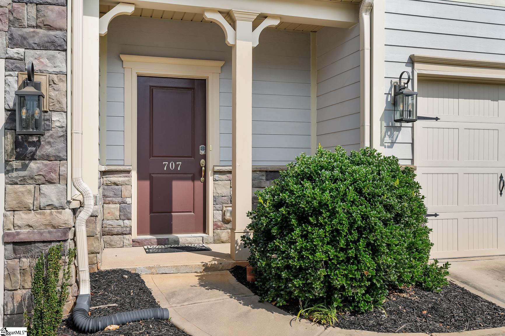 707 Wintergarden Place Simpsonville, SC 29680