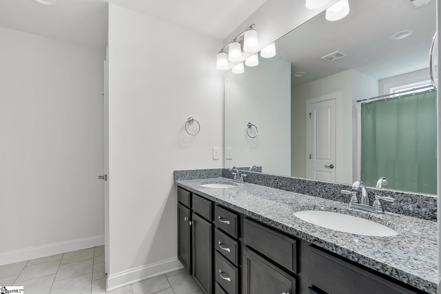 707 Wintergarden Place Simpsonville, SC 29680