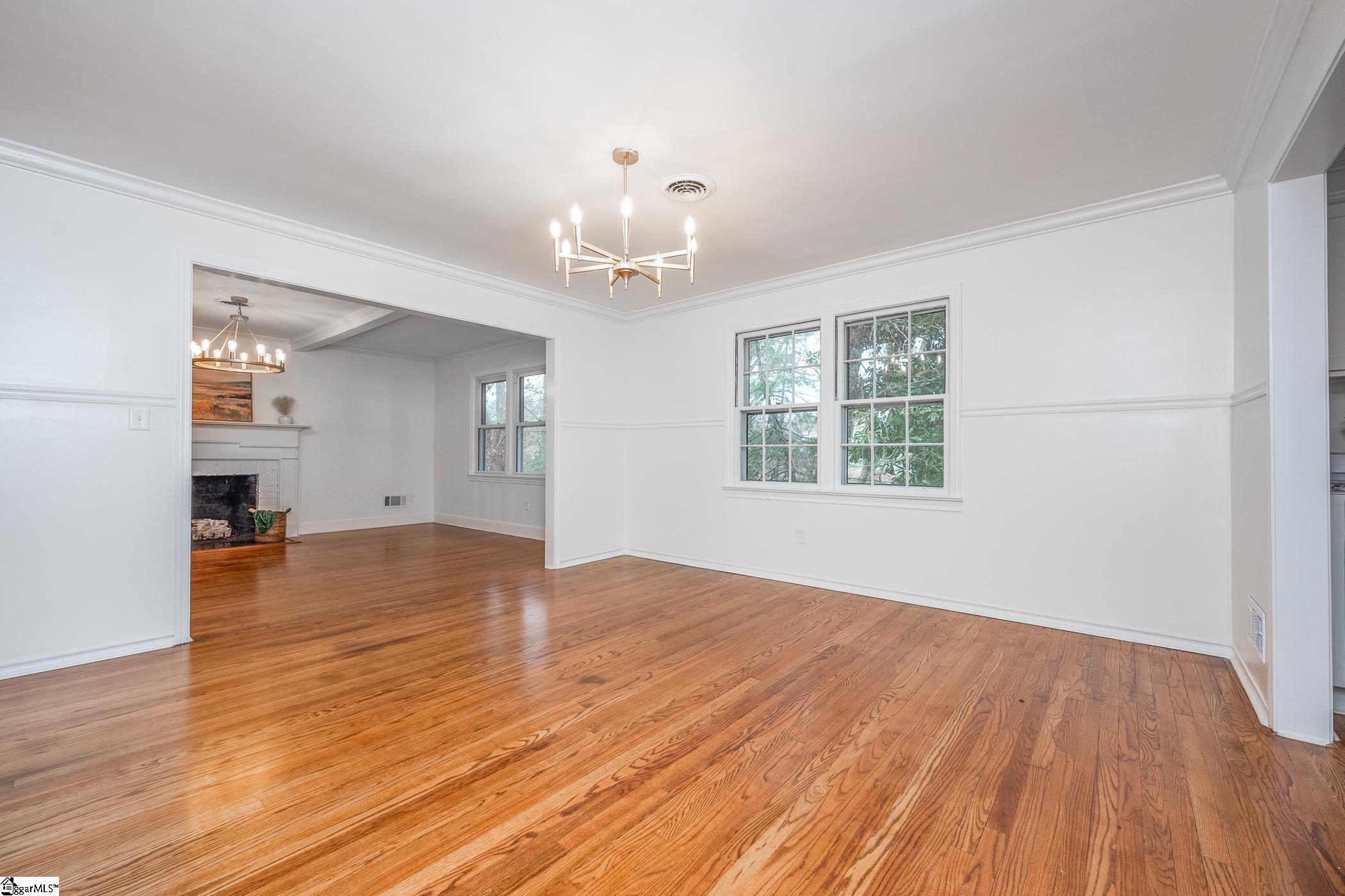 11 Indian Springs Drive Greenville, SC 29615