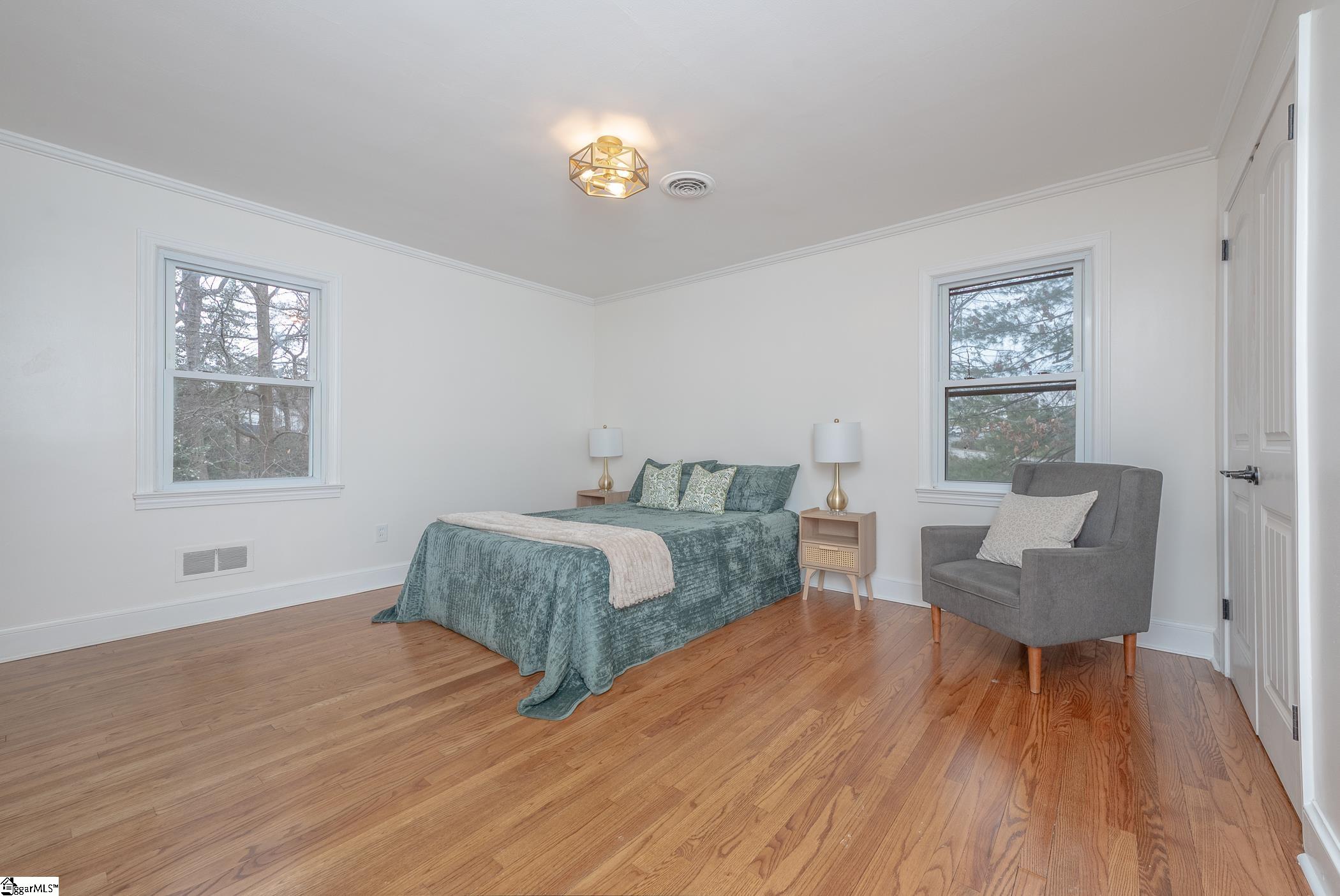 11 Indian Springs Drive Greenville, SC 29615
