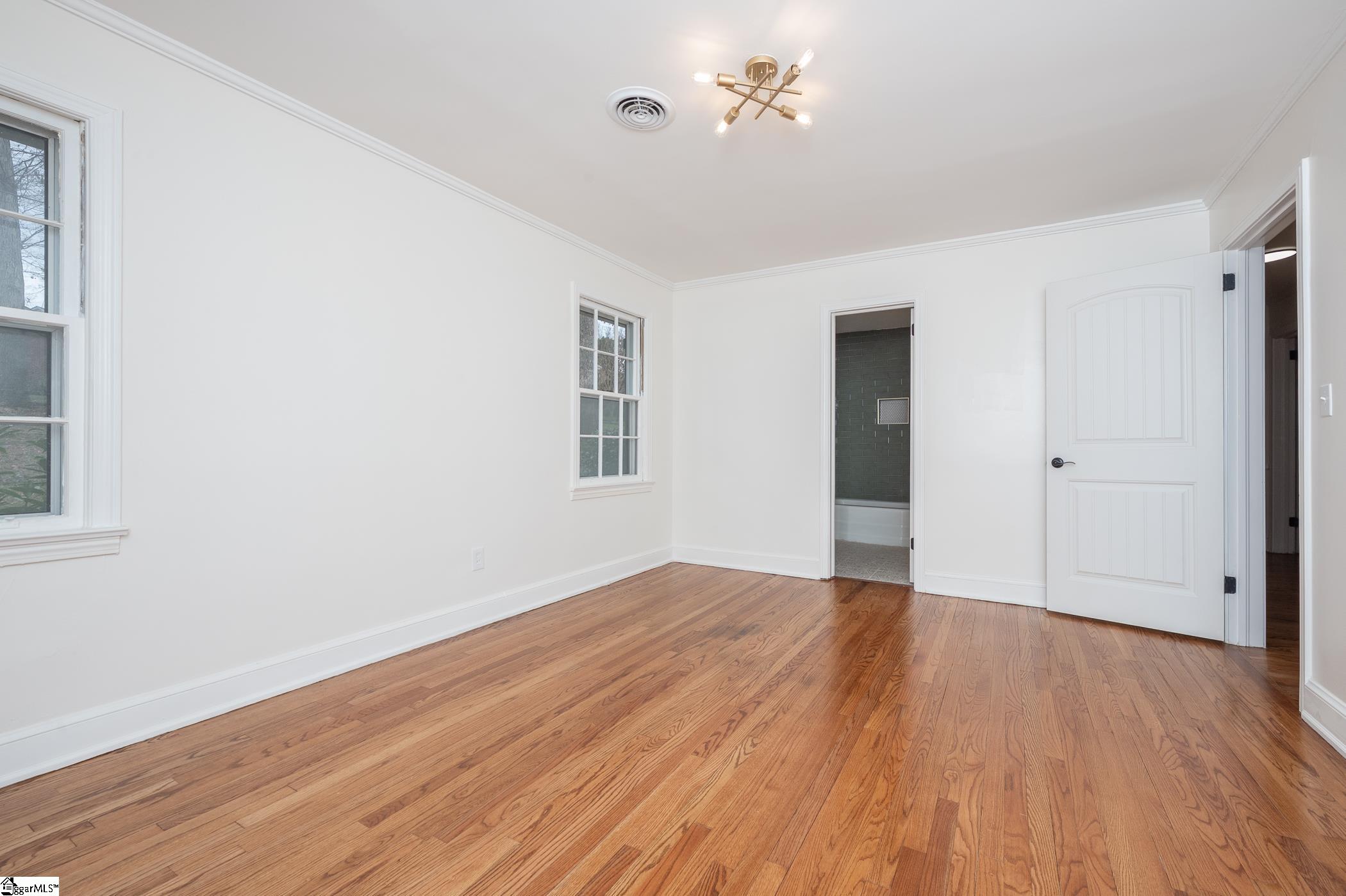 11 Indian Springs Drive Greenville, SC 29615