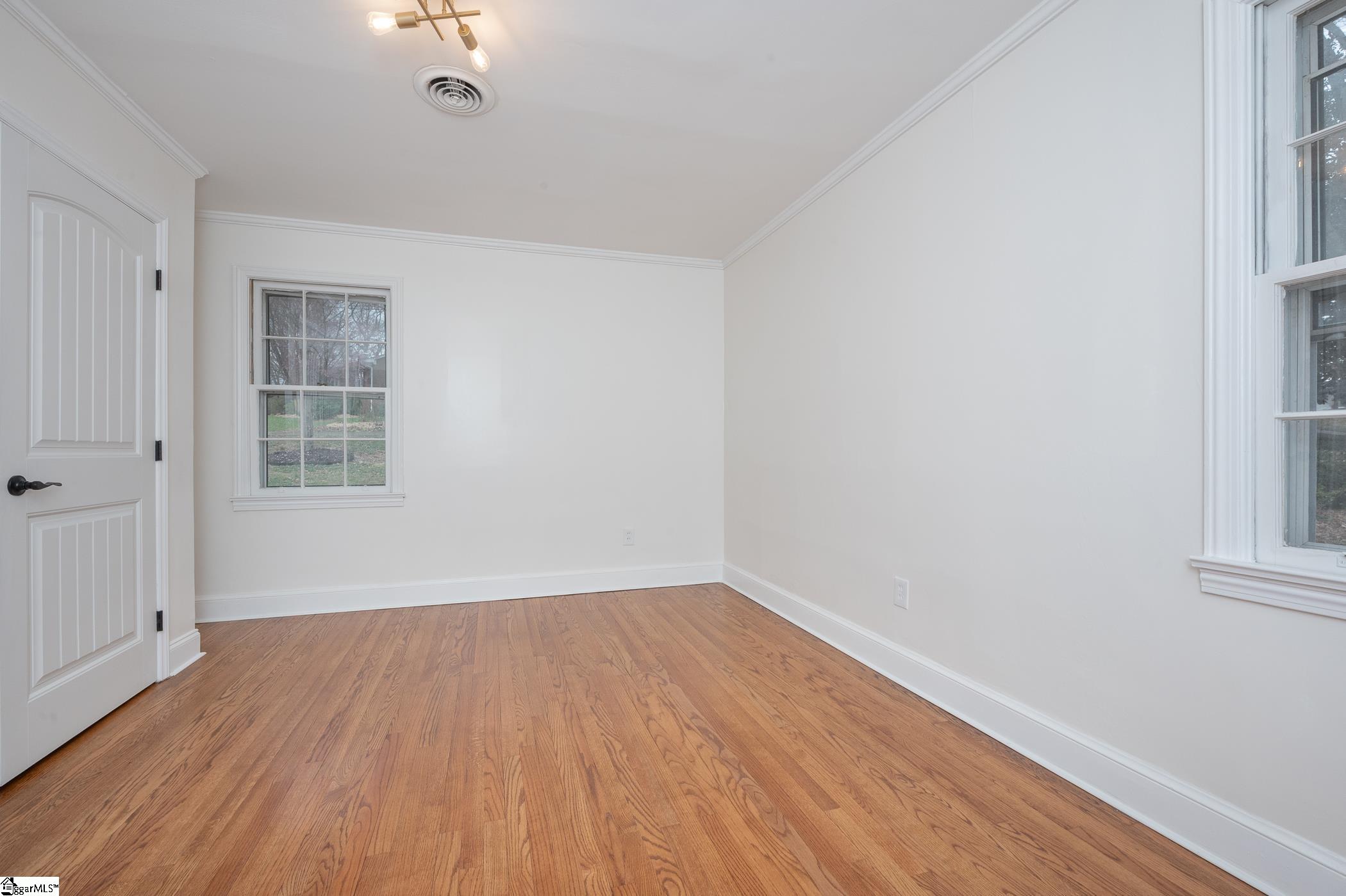 11 Indian Springs Drive Greenville, SC 29615