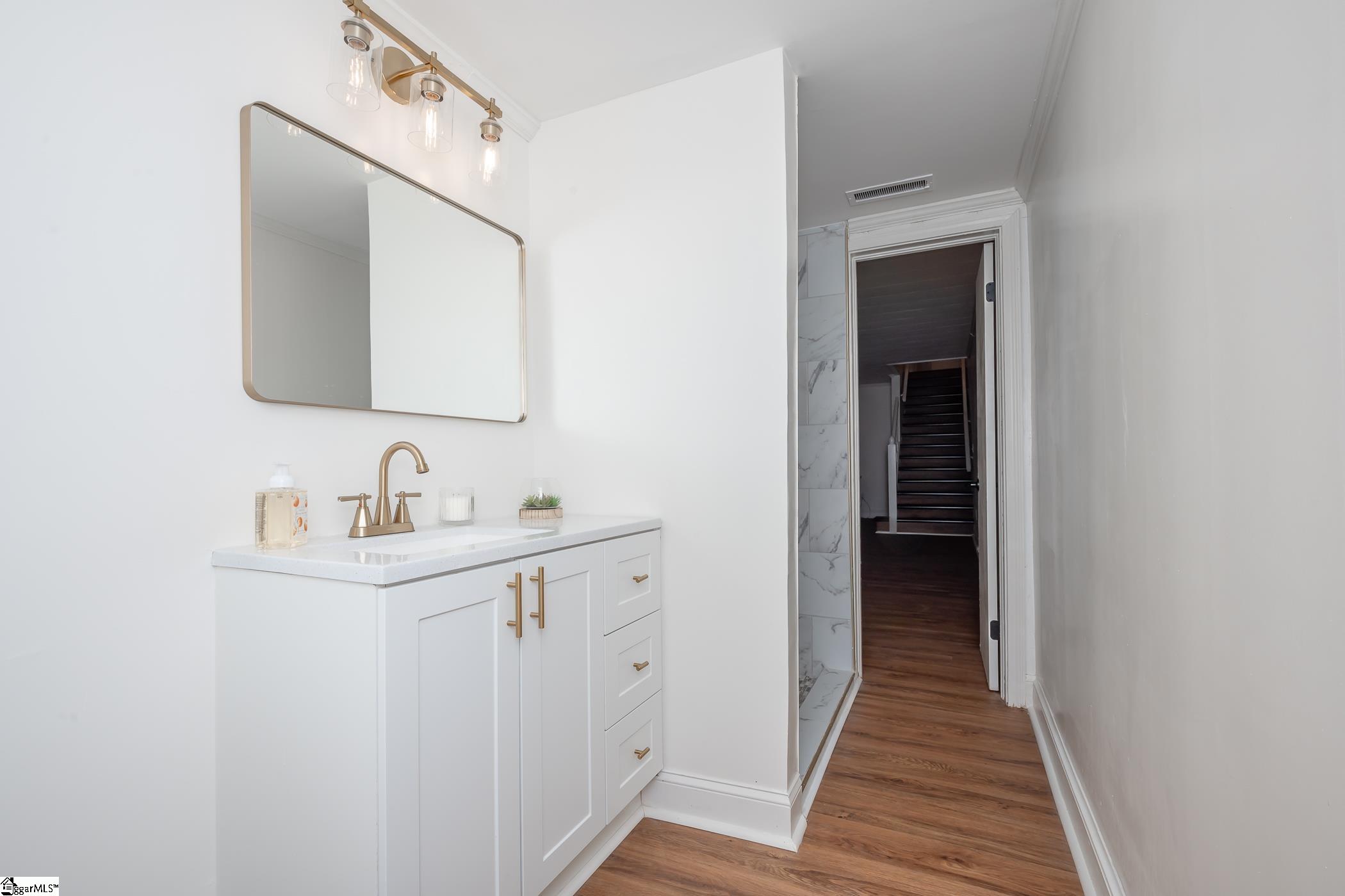 11 Indian Springs Drive Greenville, SC 29615