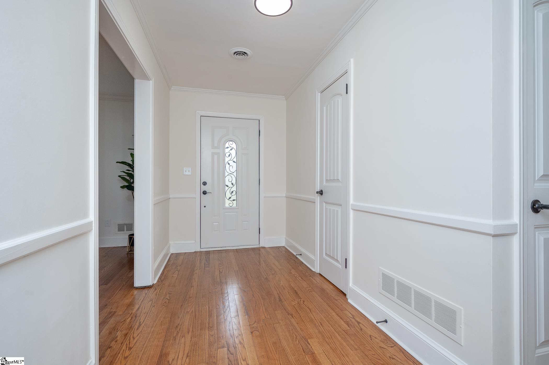 11 Indian Springs Drive Greenville, SC 29615