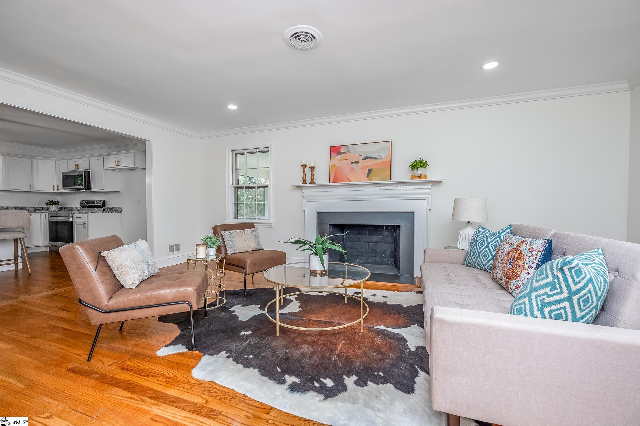 11 Indian Springs Drive Greenville, SC 29615
