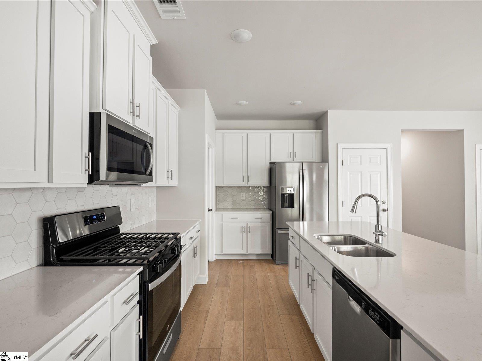 108 Gardner Avenue Gray Court, SC 29645
