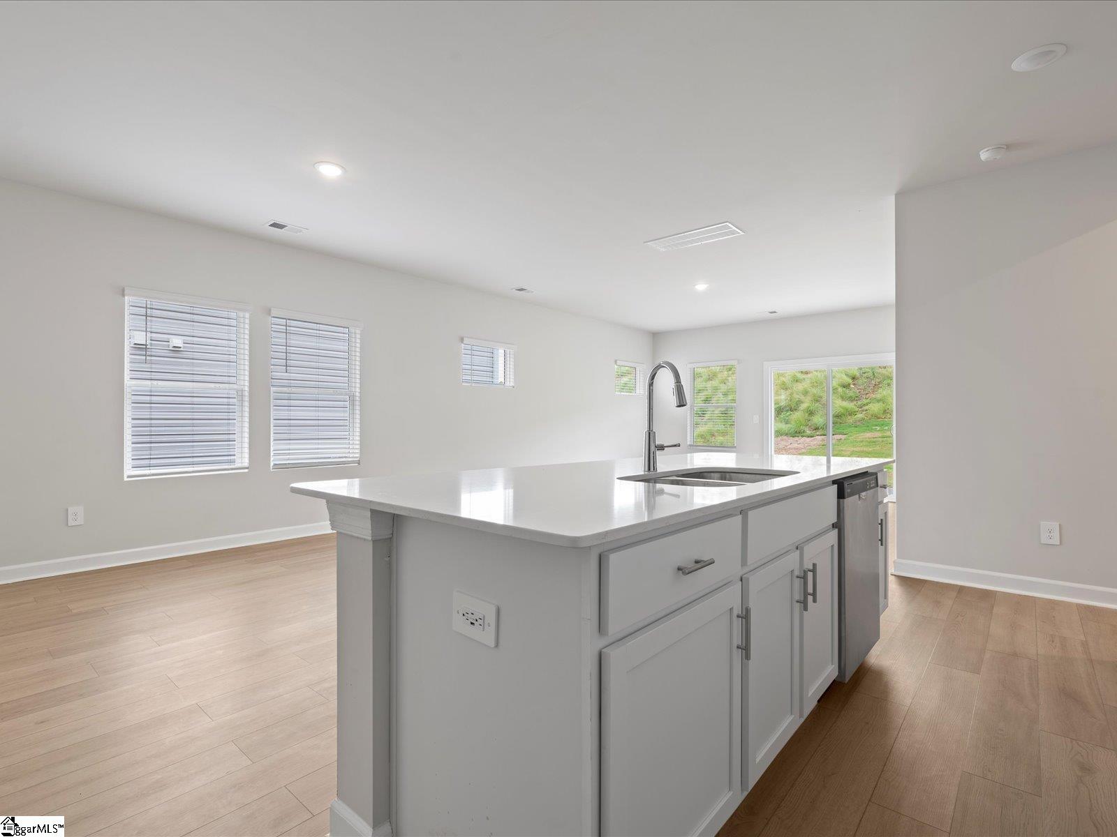 108 Gardner Avenue Gray Court, SC 29645