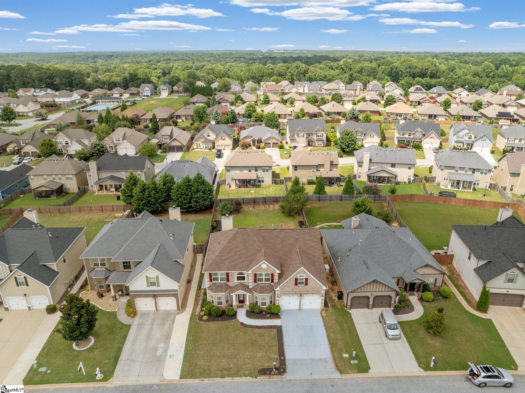 27 Corgi Drive Simpsonville, SC 29680