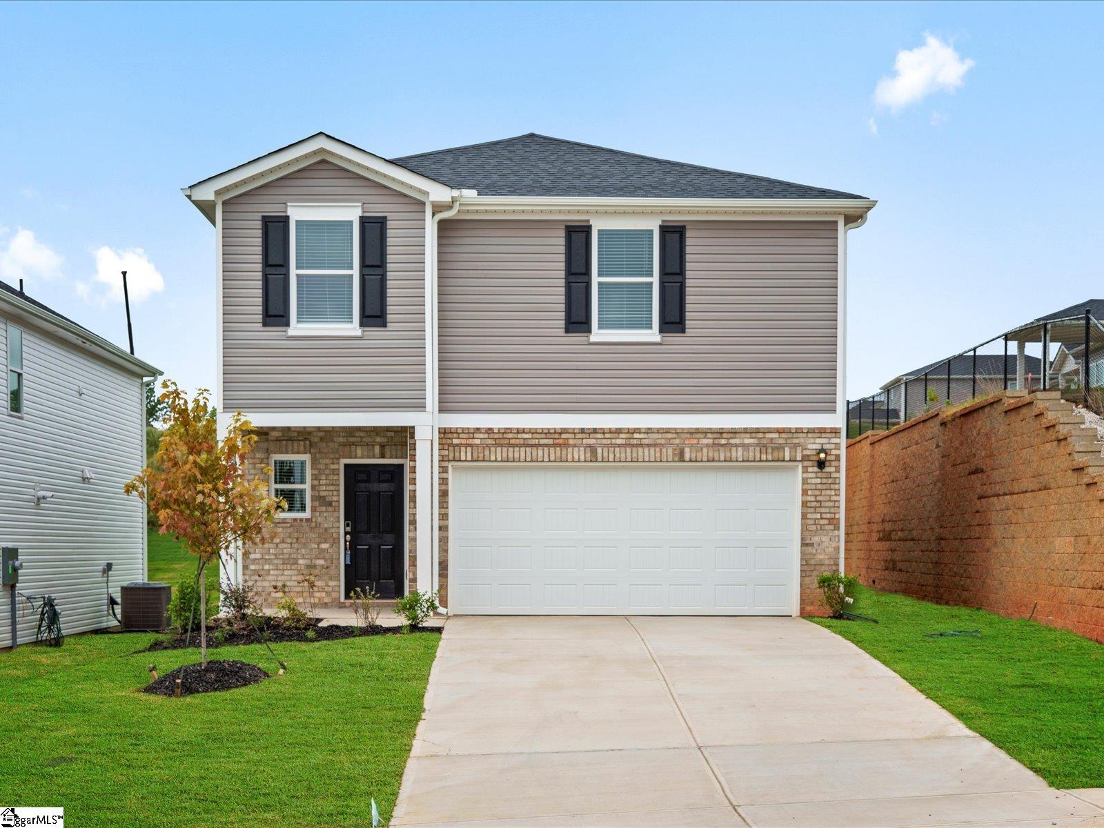 102 Gardner Avenue Gray Court, SC 29645
