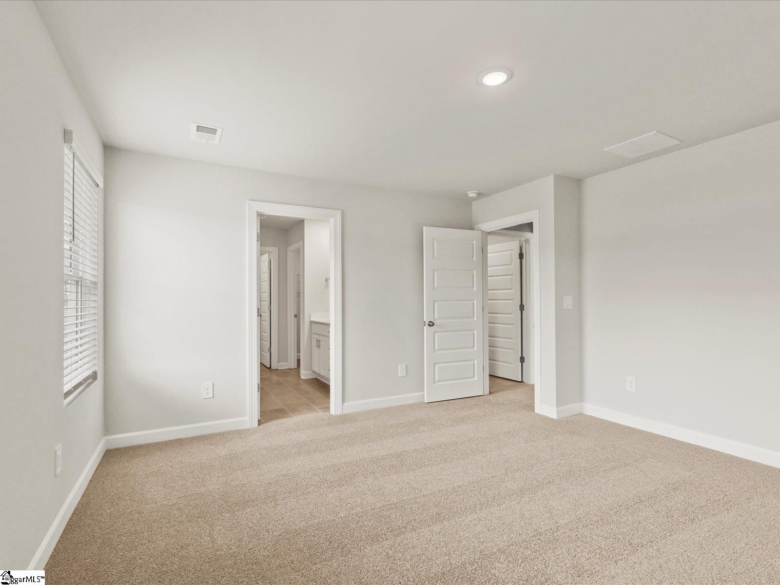 102 Gardner Avenue Gray Court, SC 29645